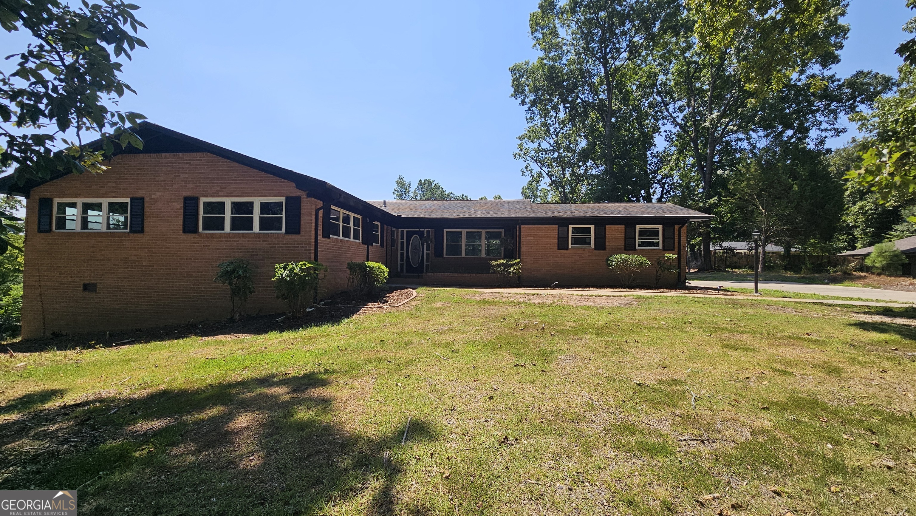 1305 Dana Drive Property Photo 2