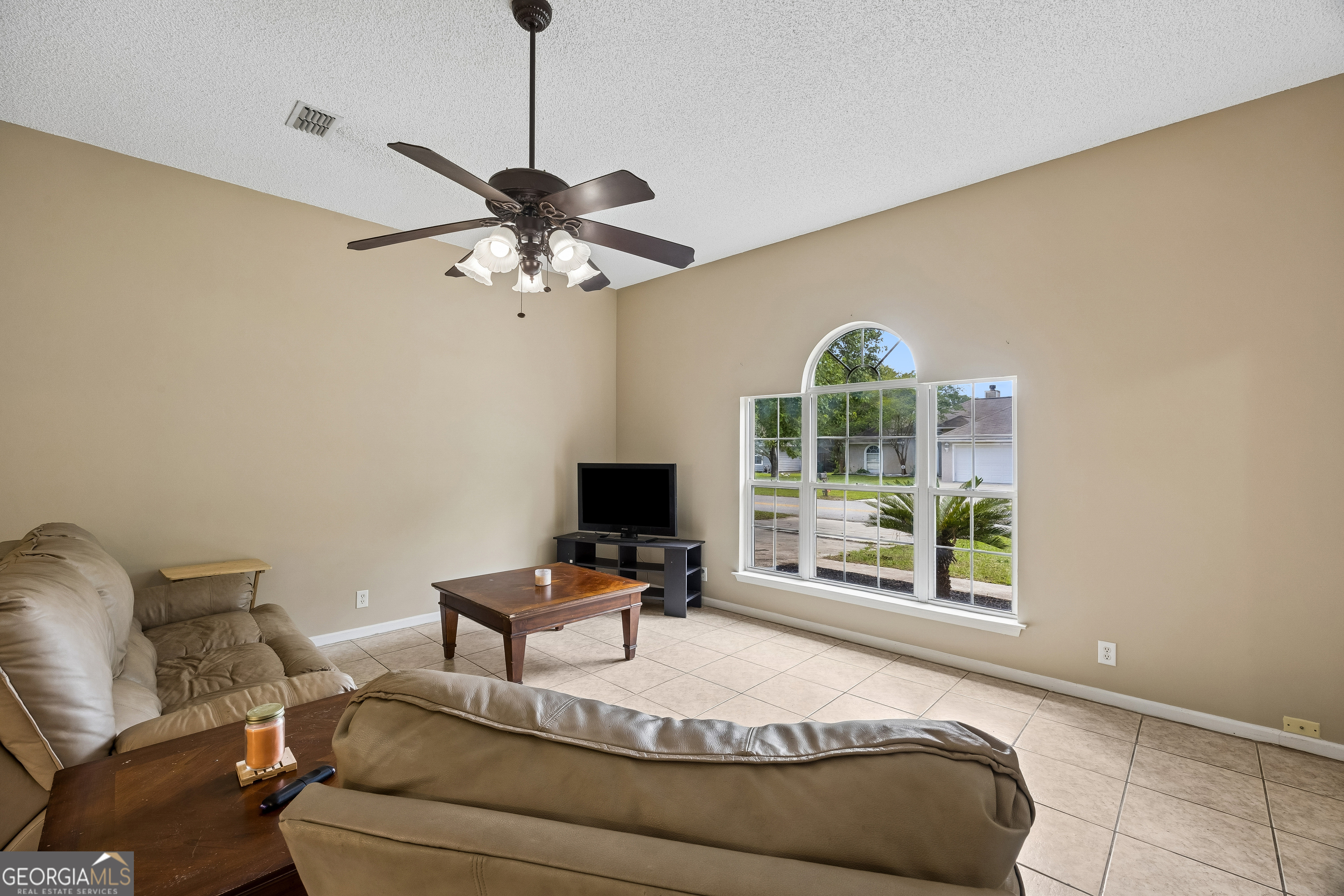 216 Hunt Club Road Property Photo 4