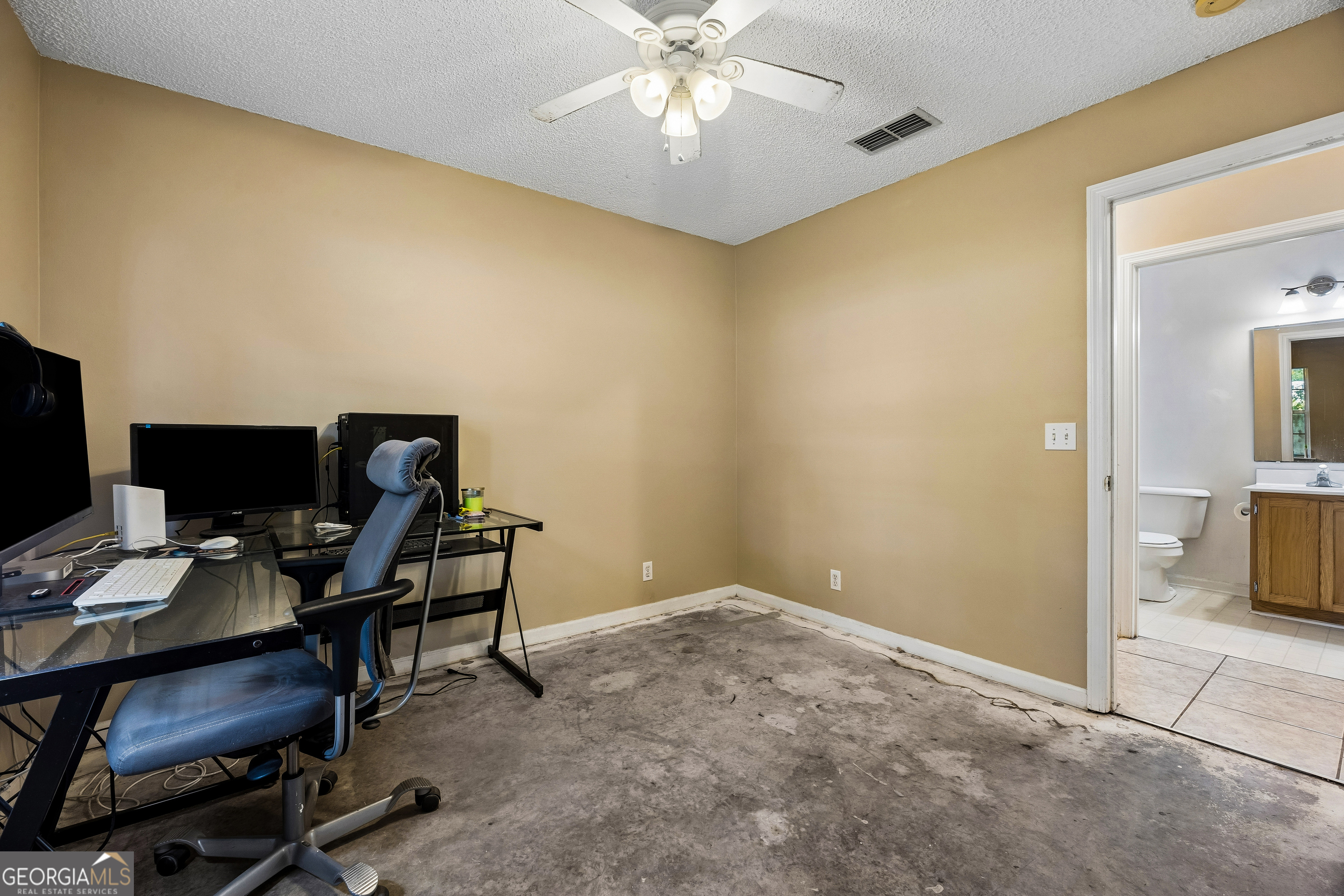 216 Hunt Club Road Property Photo 27