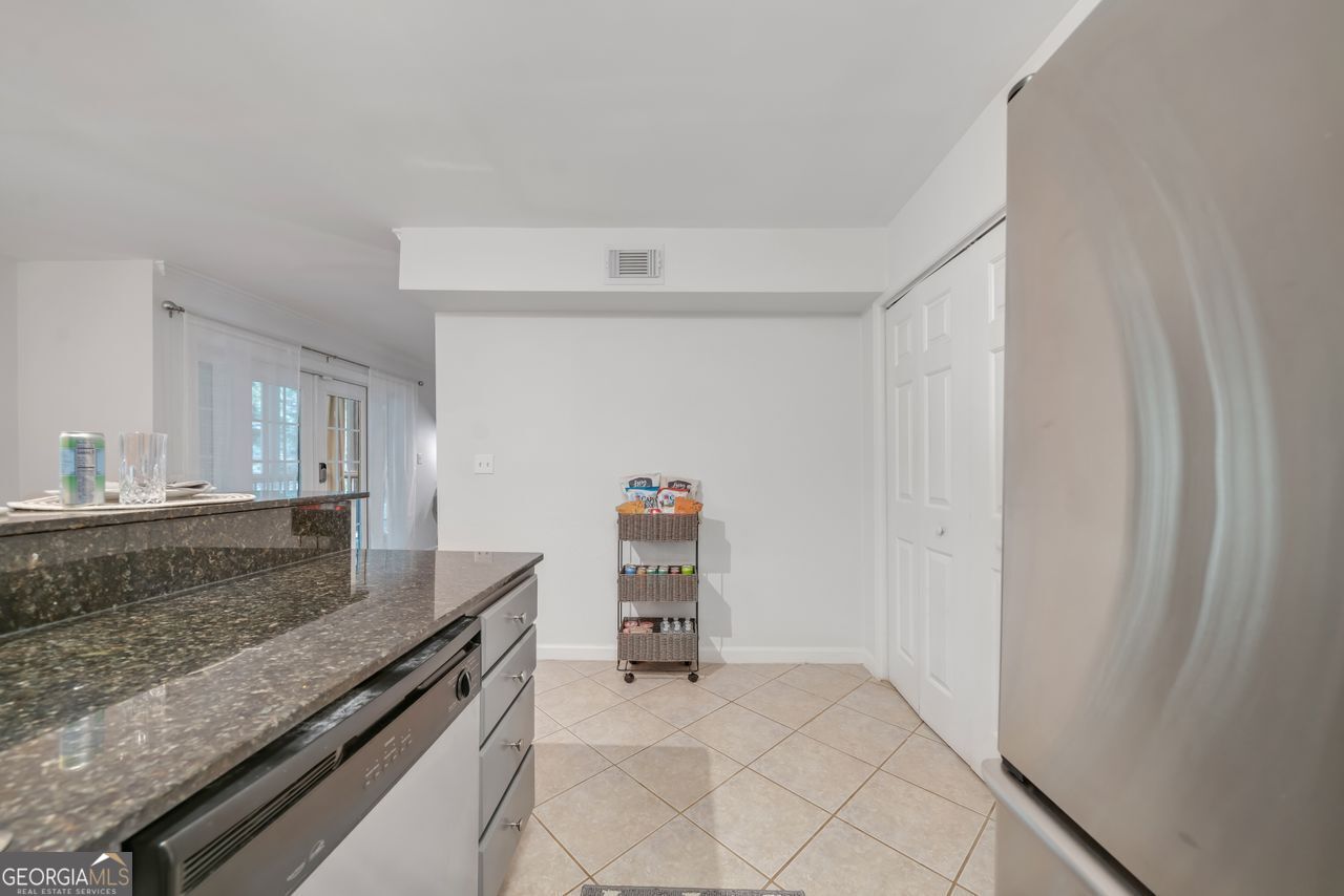 1445 Monroe Drive # F15 Property Photo 19