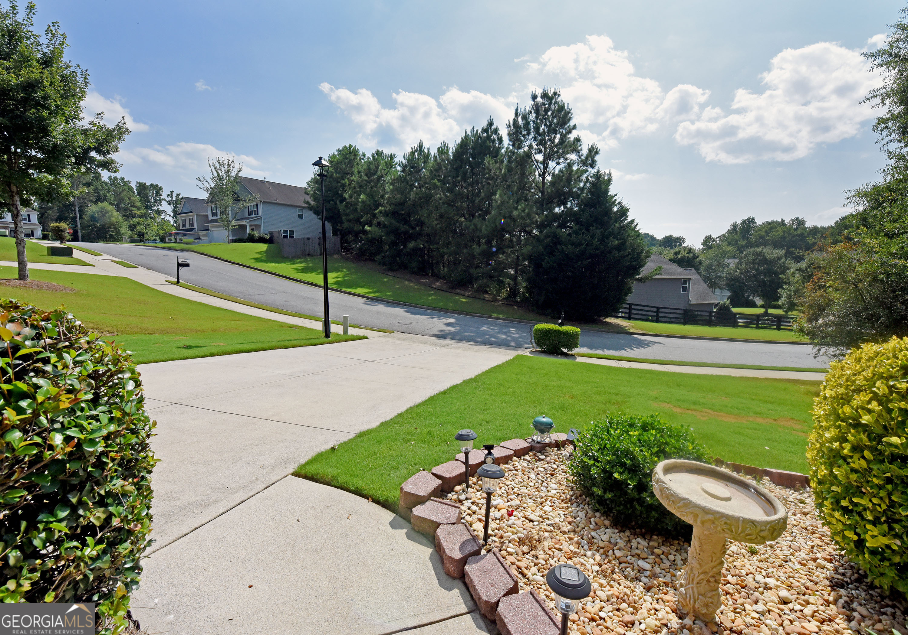 6015 Thrasher Court Property Photo 6
