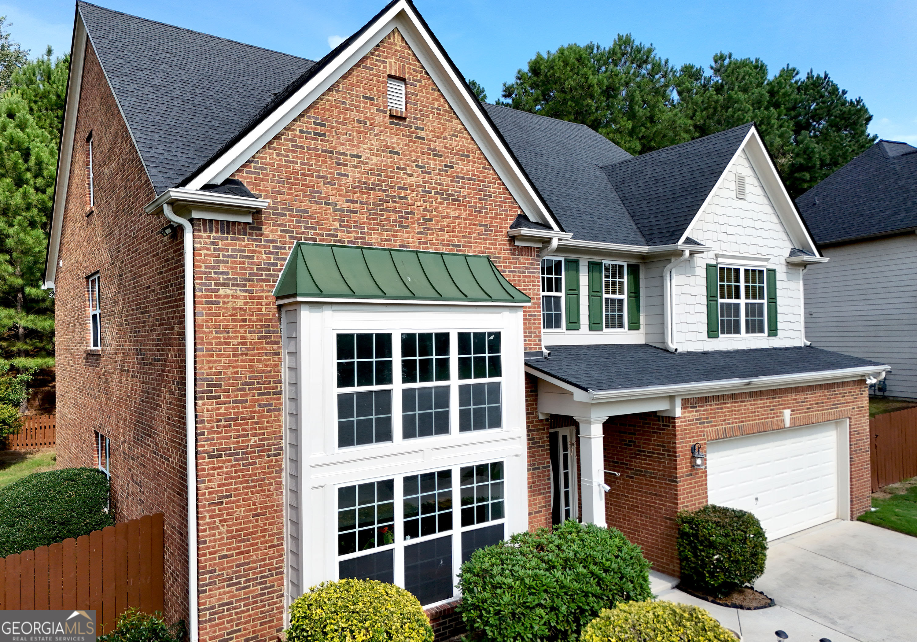 6015 Thrasher Court Property Photo 8