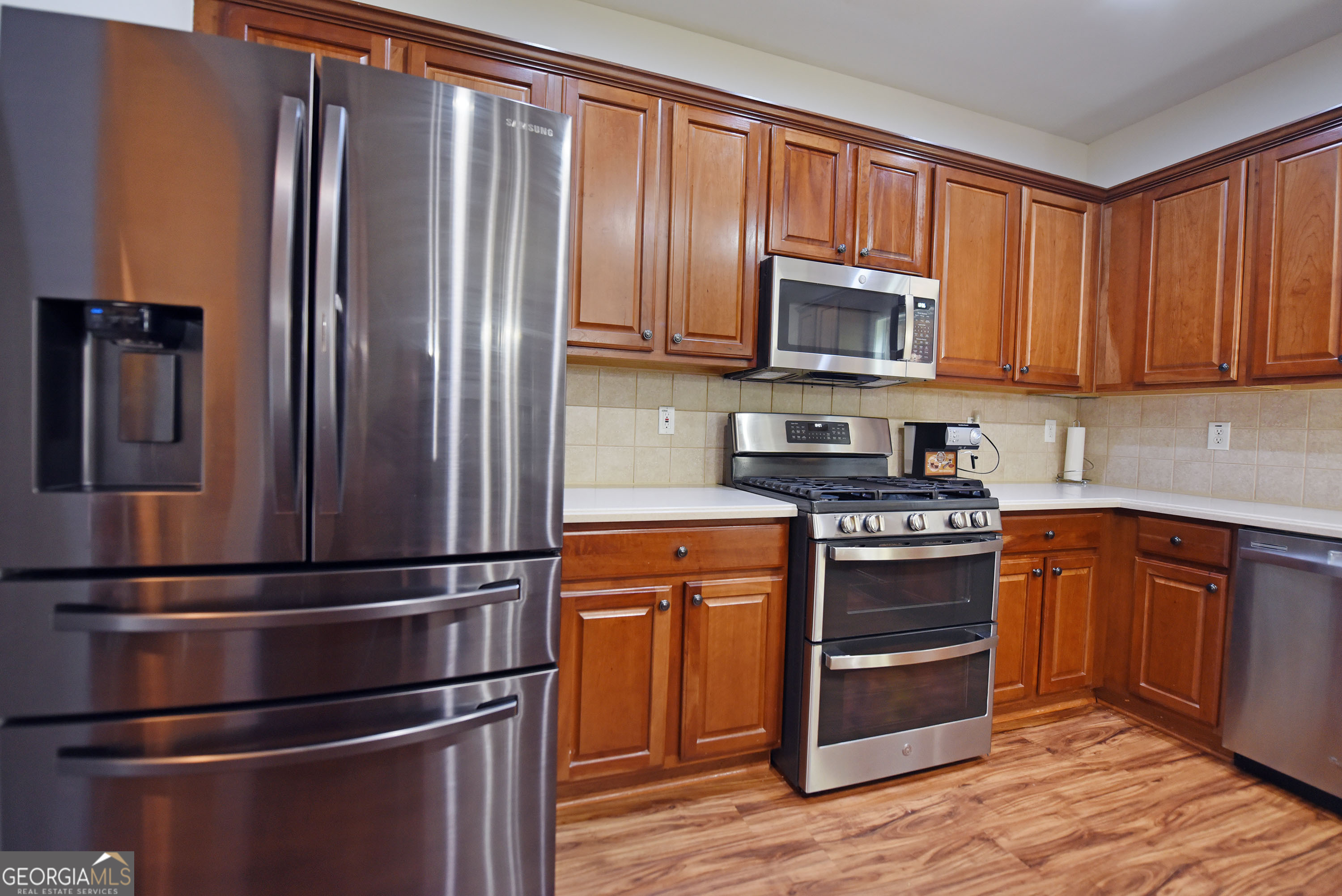 6015 Thrasher Court Property Photo 26