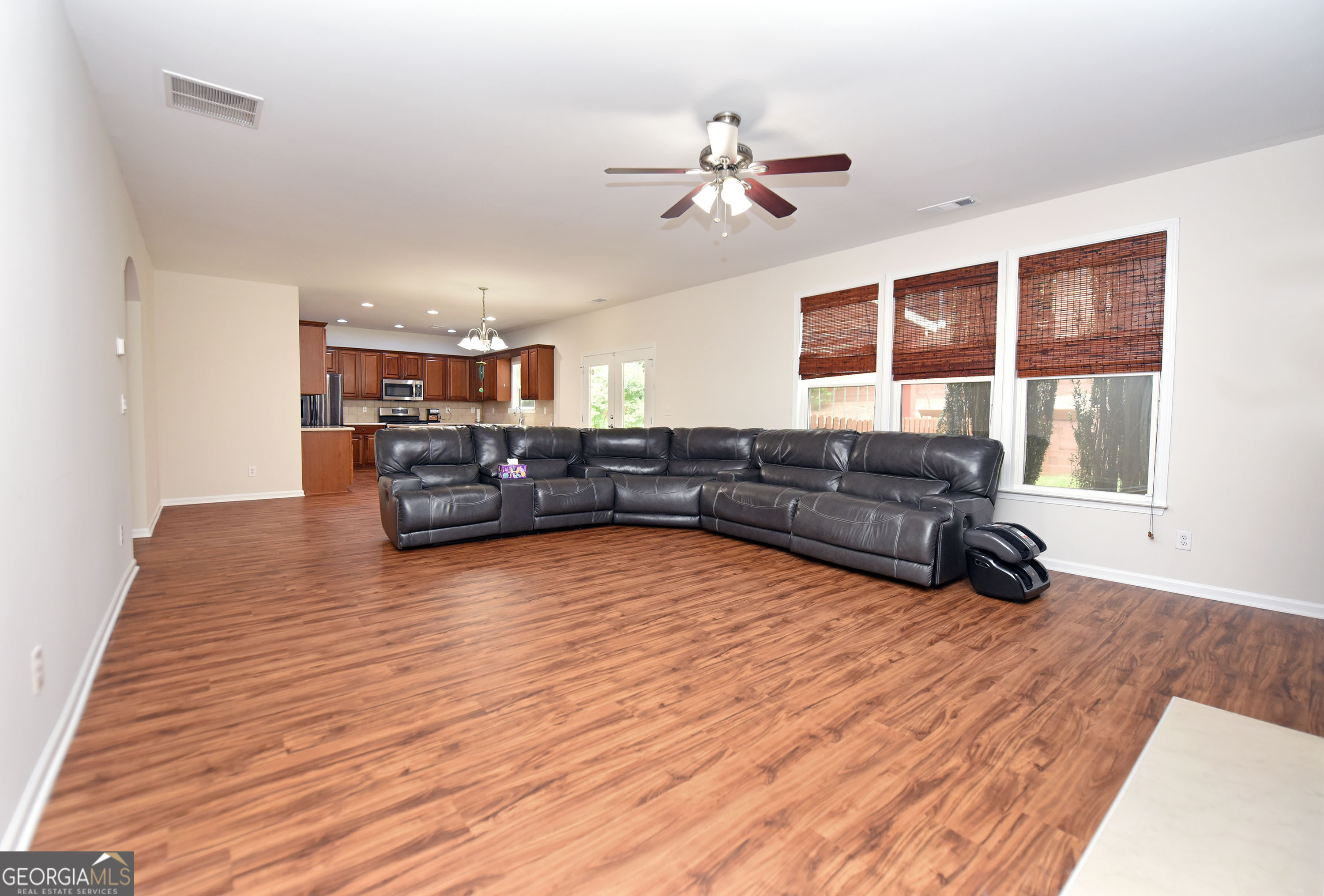 6015 Thrasher Court Property Photo 30