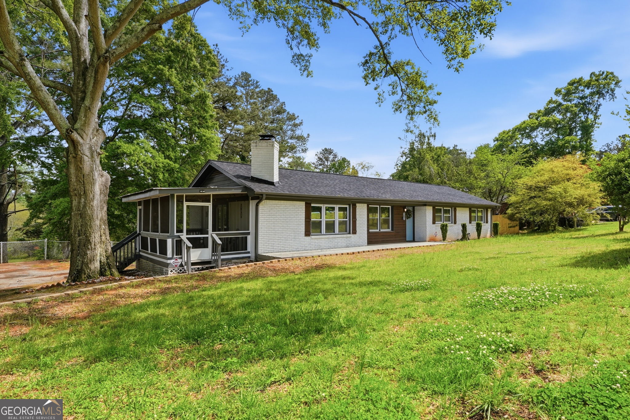 4691 Roberta Circle Property Photo 2