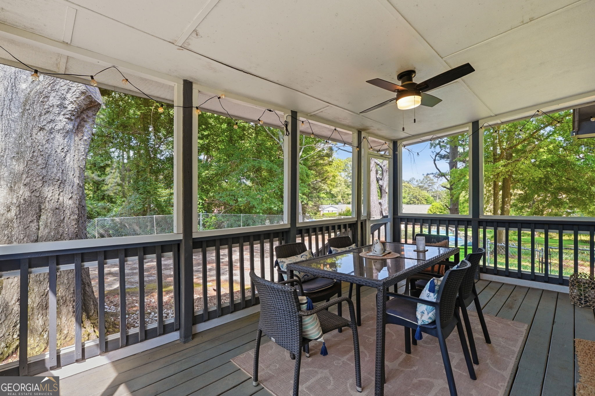 4691 Roberta Circle Property Photo 6