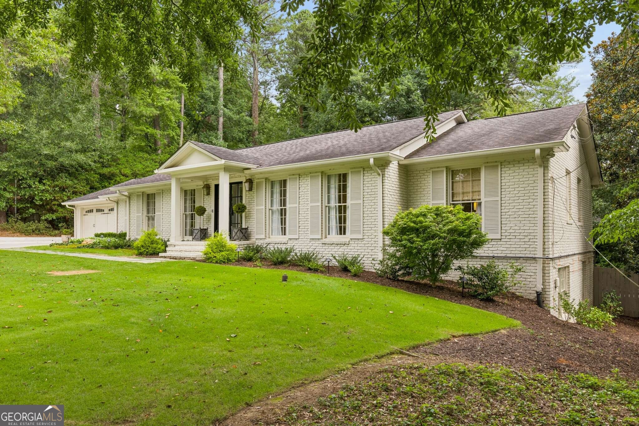 750 Northland Court Property Photo 3