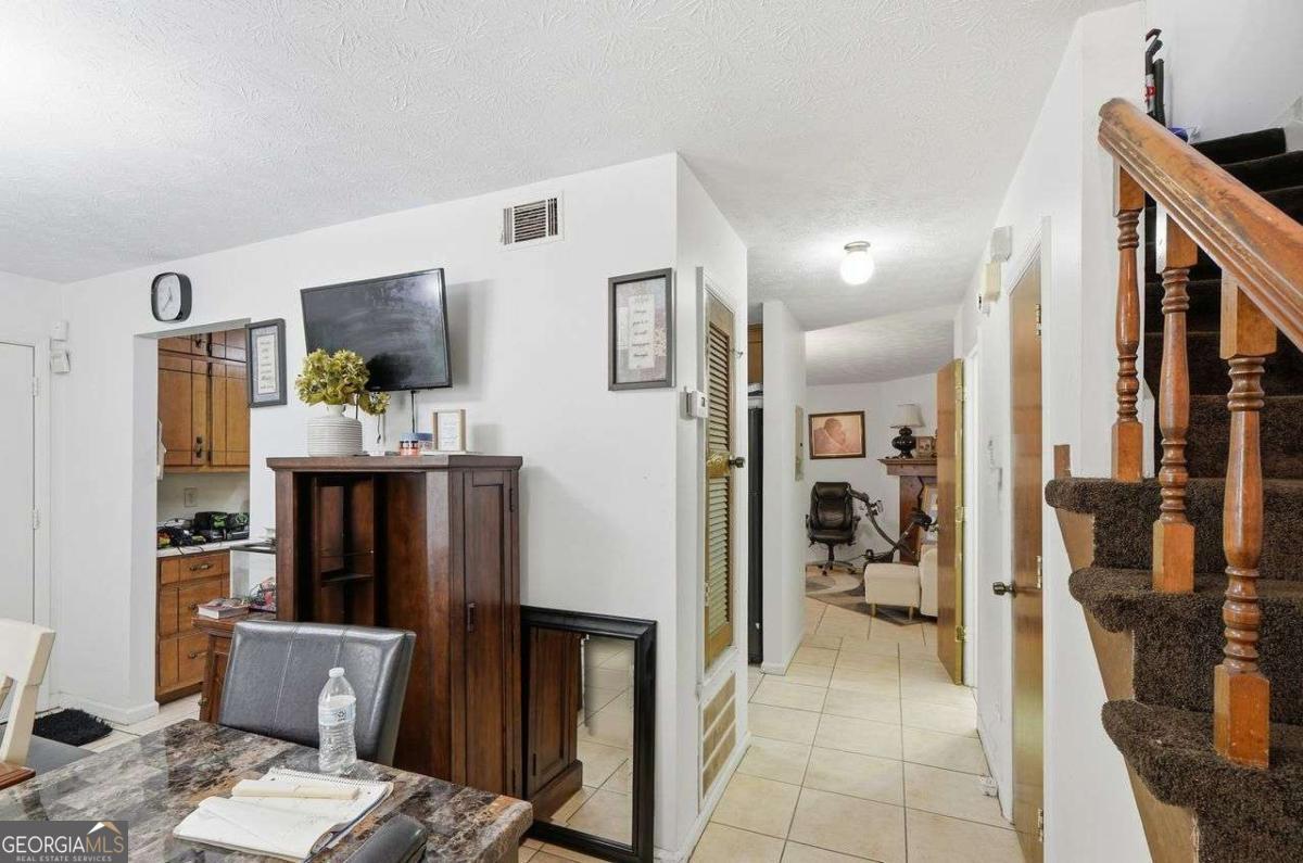 5842 N Castlegate Drive Property Photo 14