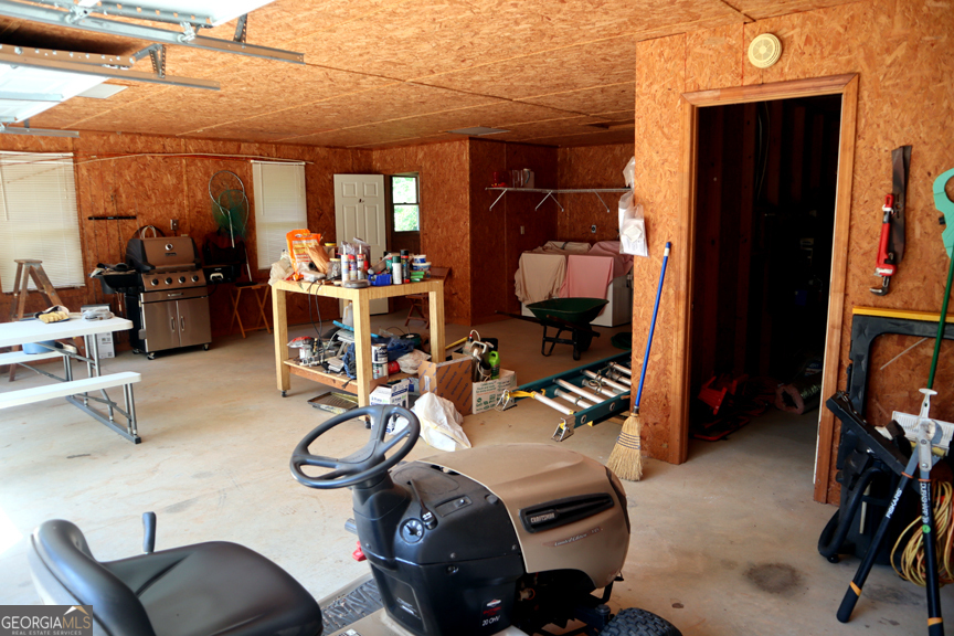 671/673 Pine Lake Drive Property Photo 6
