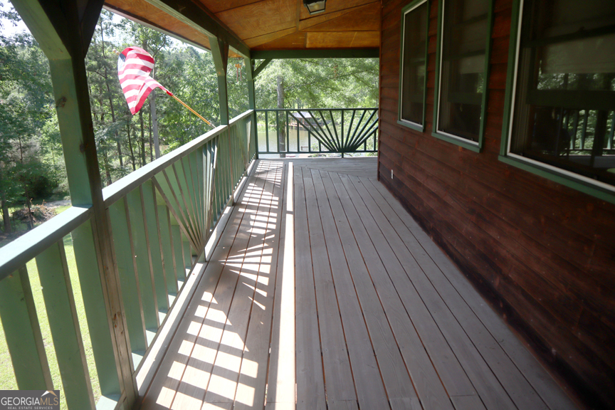 671/673 Pine Lake Drive Property Photo 7