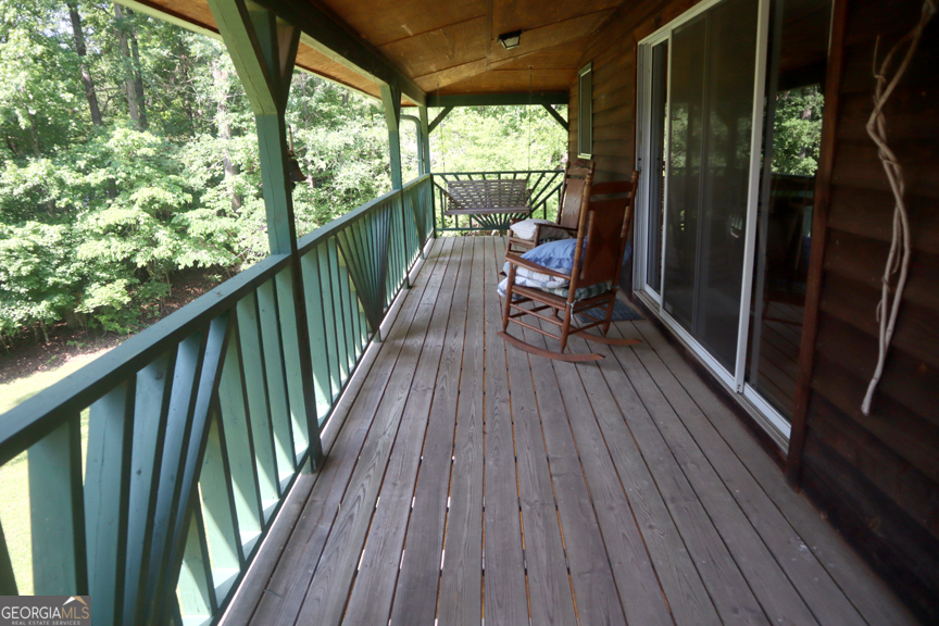 671/673 Pine Lake Drive Property Photo 8