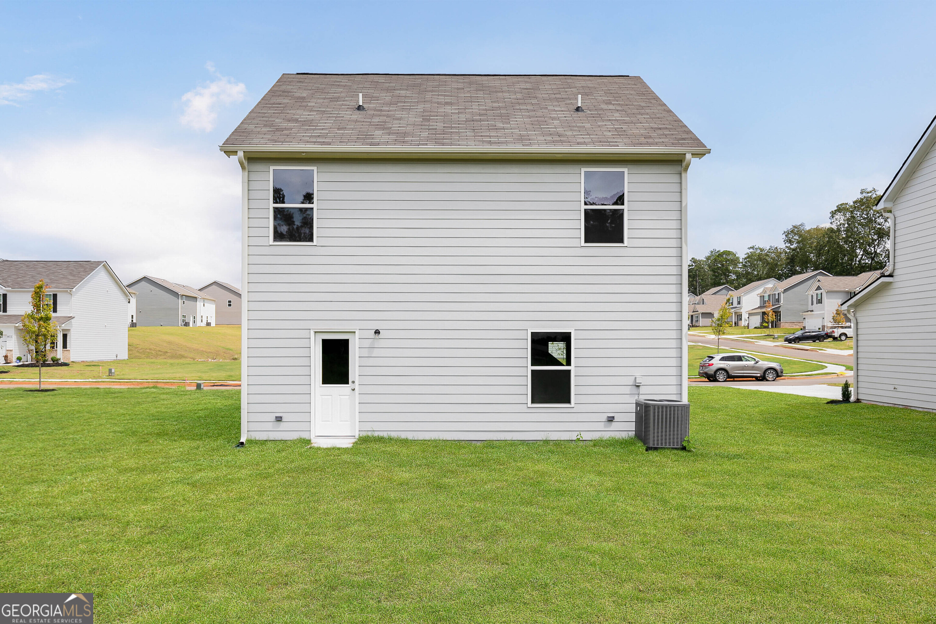 114 Howell Drive Property Photo 3