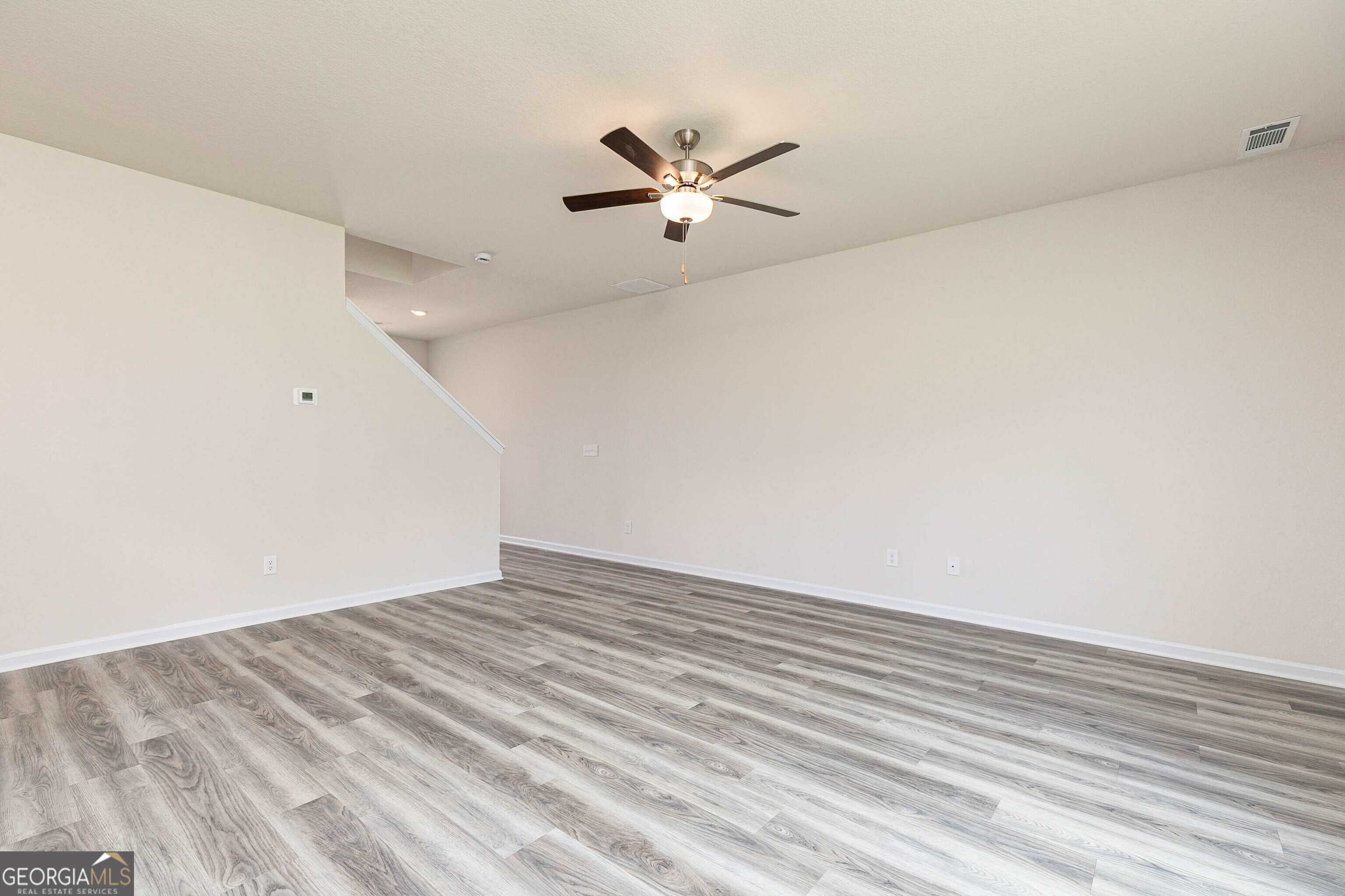 114 Howell Drive Property Photo 7
