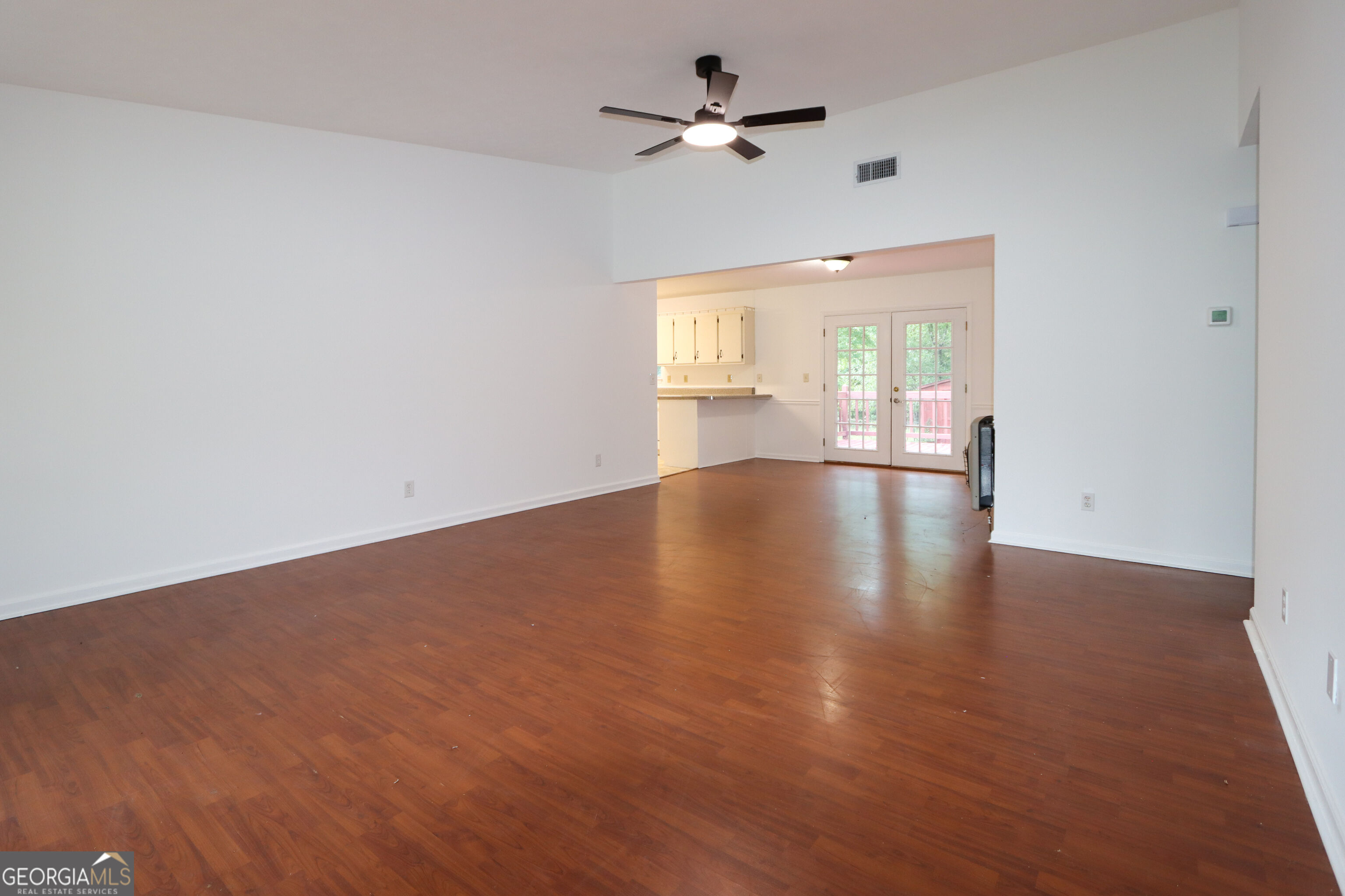 28 Frances Drive Nw Property Photo 2