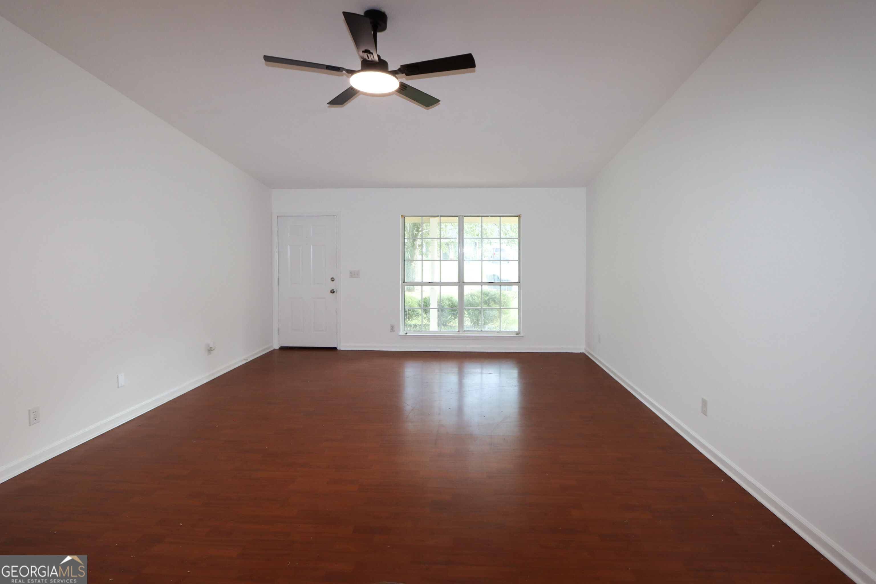 28 Frances Drive Nw Property Photo 8