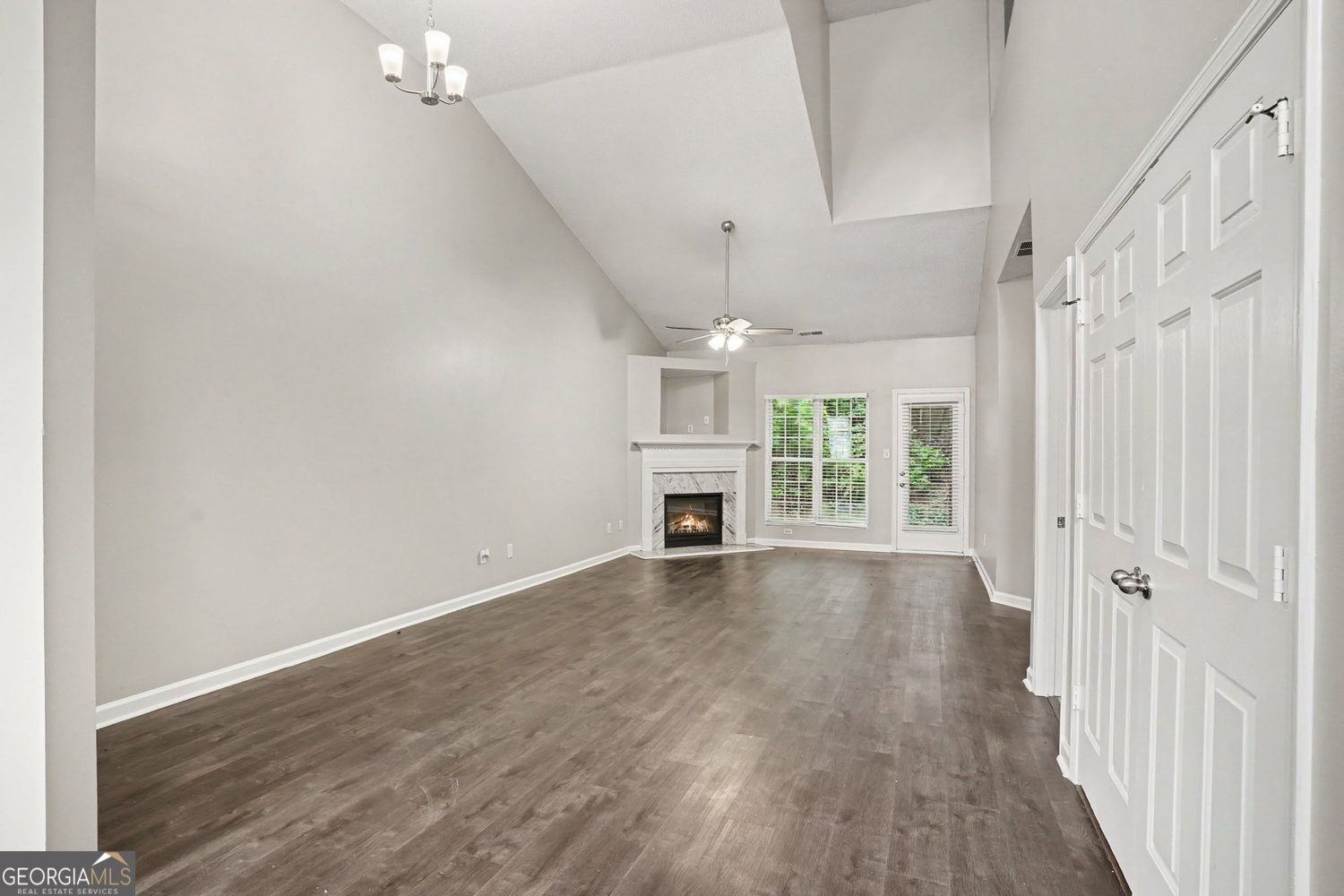 6655 Sunset Park Property Photo 5