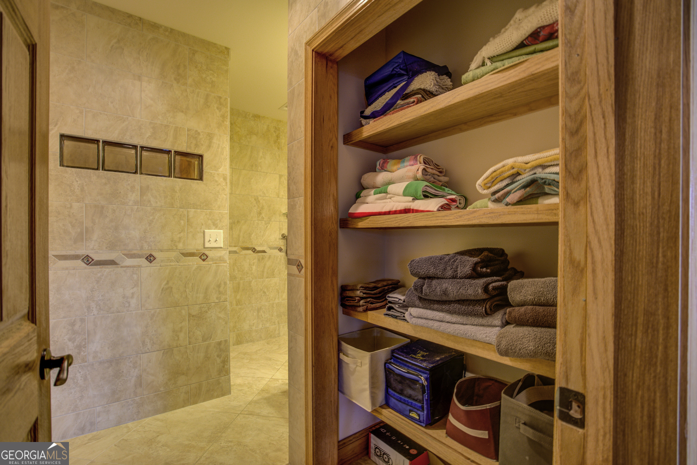 921 Yancey Road Property Photo 68