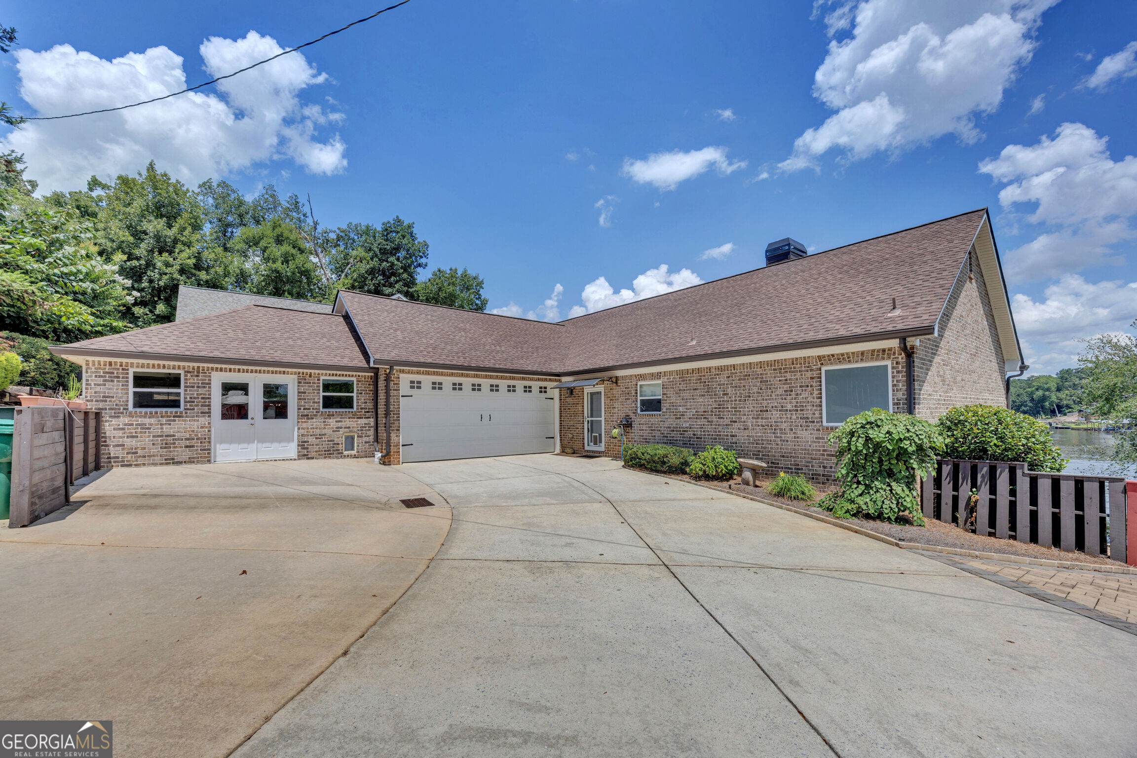 921 Yancey Road Property Photo 73