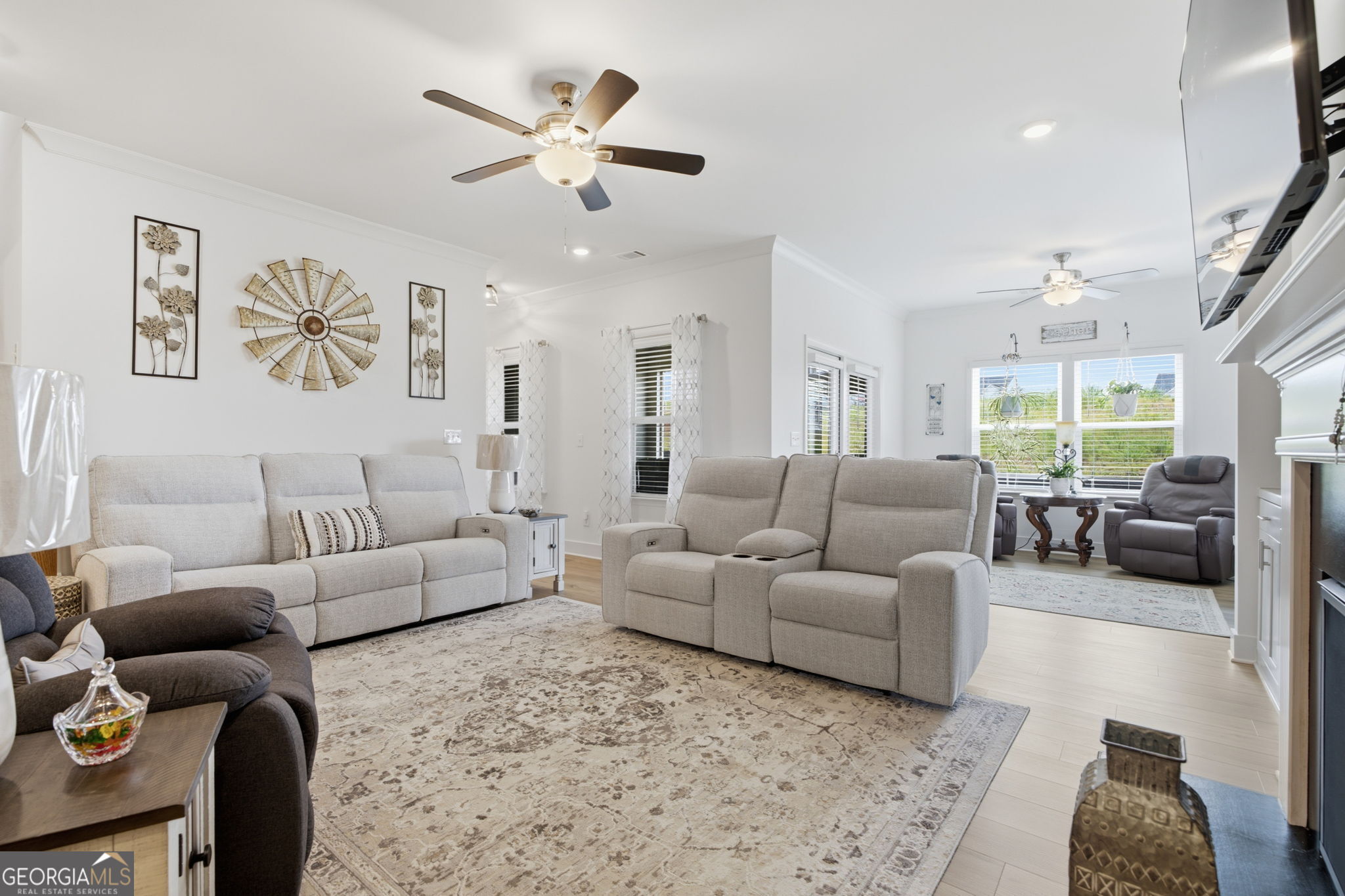 2811 Freshwater Court Property Photo 16