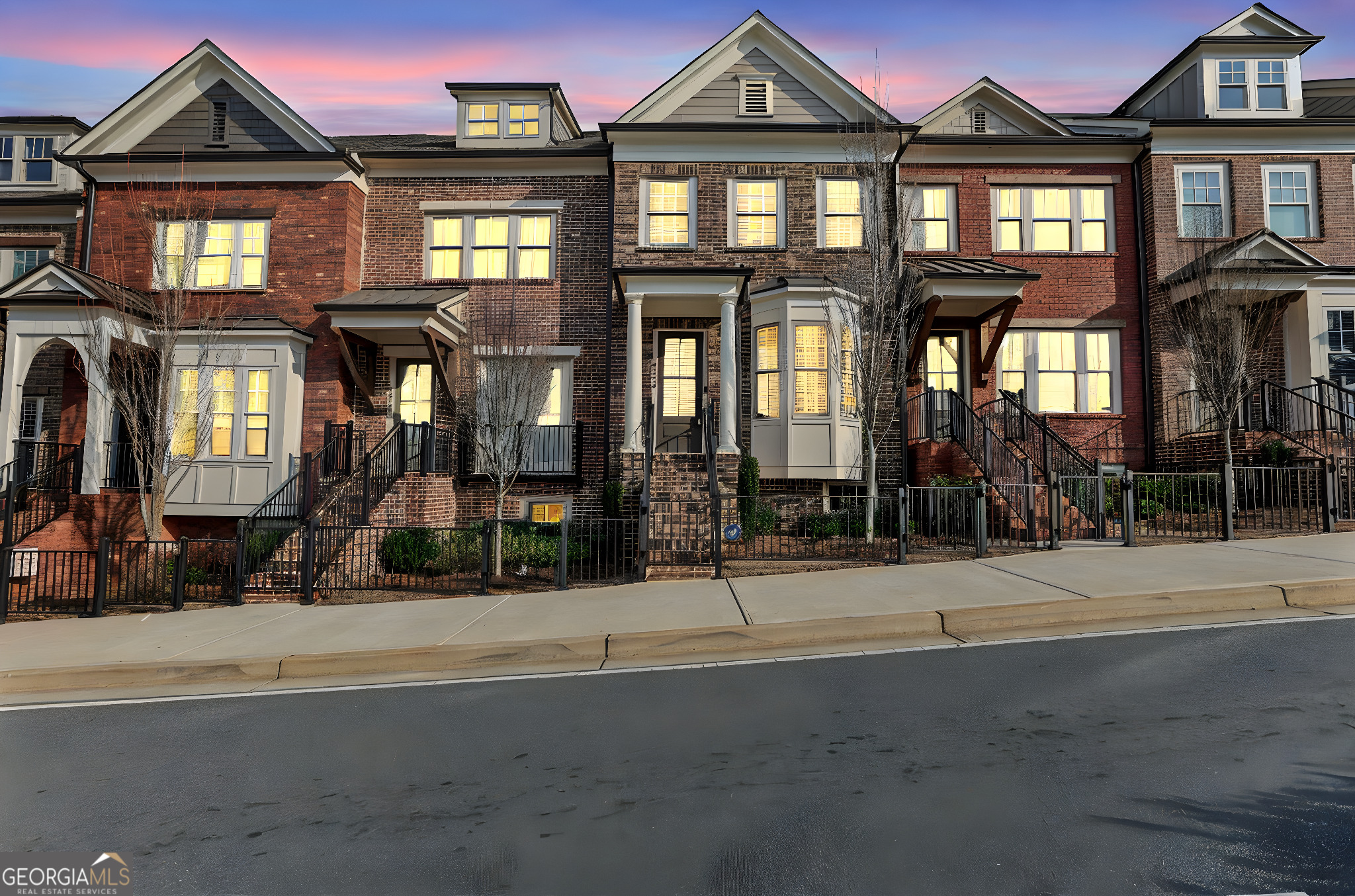4466 Lemon Street Property Photo 3