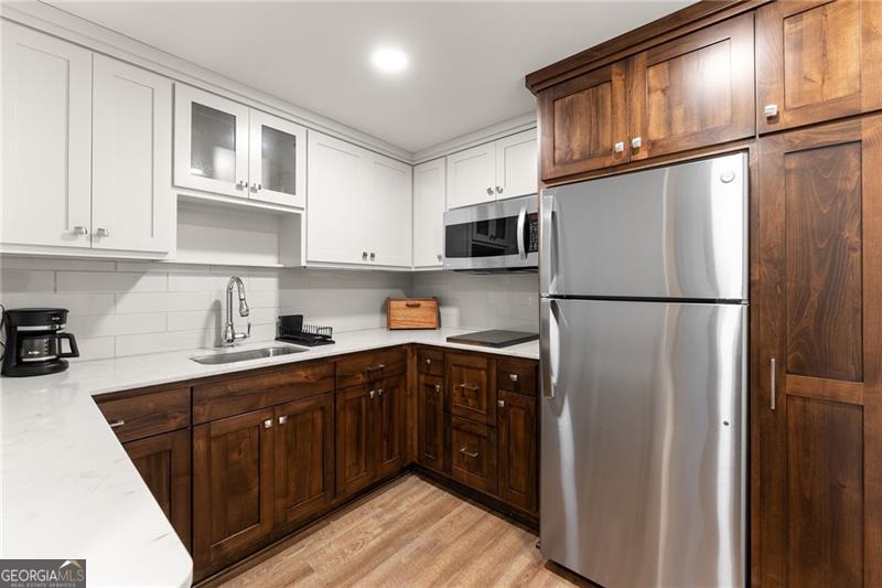 3430 Lake Shore Drive Property Photo 41