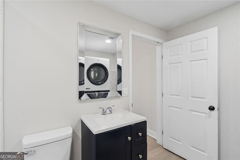 4566 Molder Drive Property Photo 49