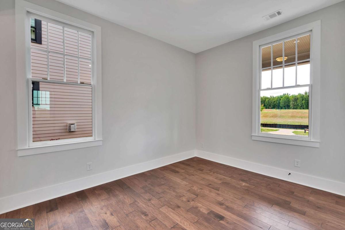 1356 Flora Drive Property Photo 10