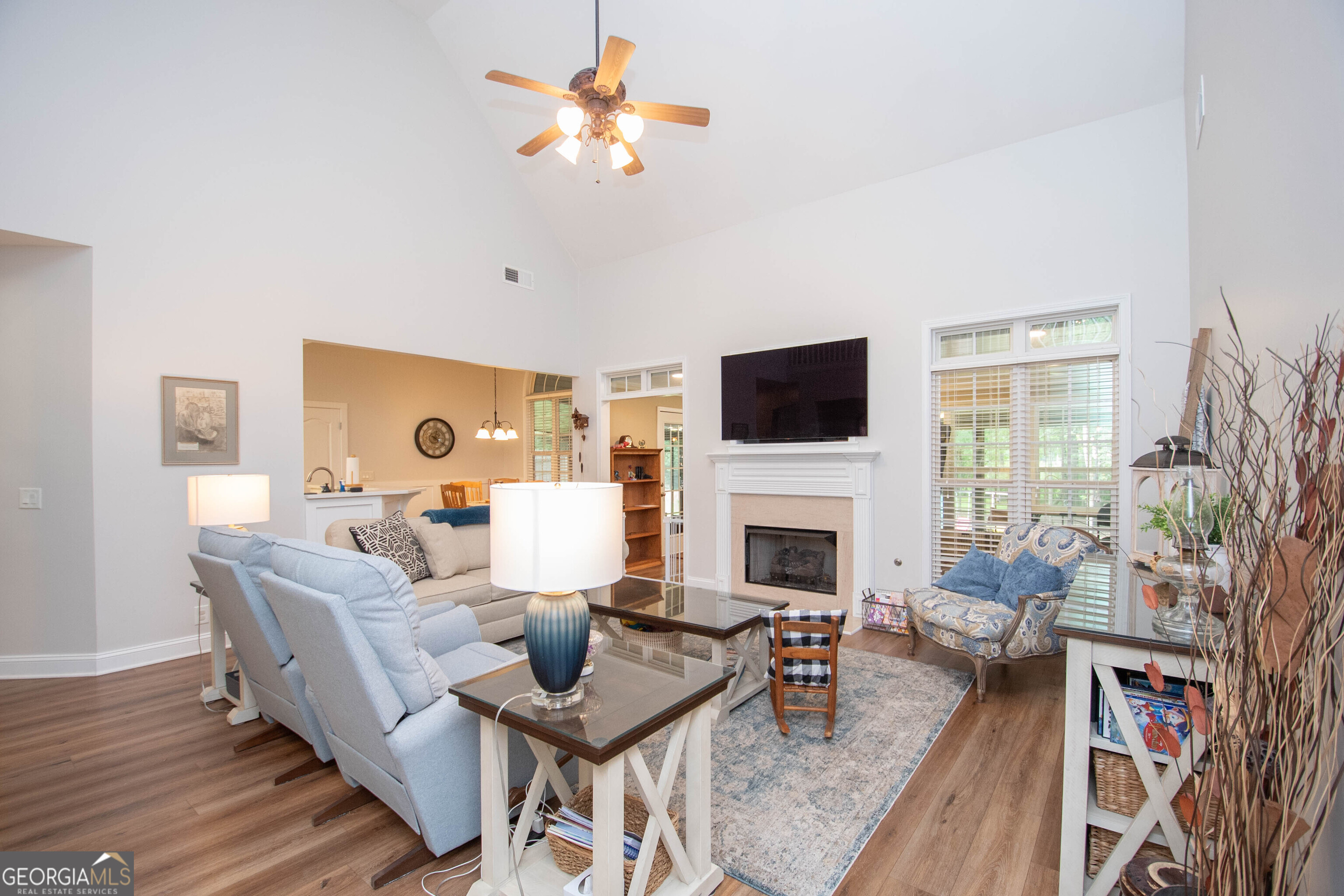 140 Blue Heron Boulevard Property Photo 11