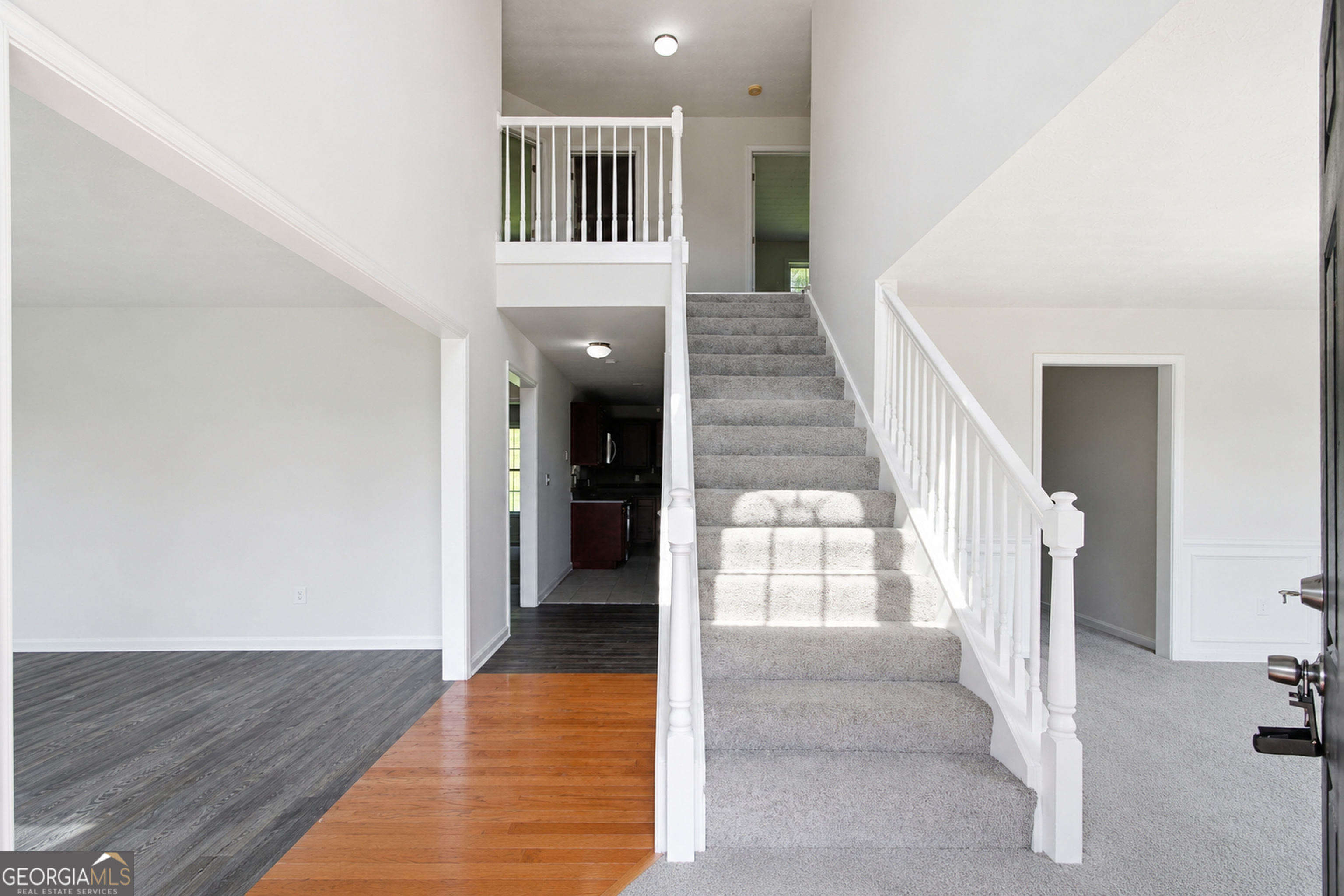 225 Avonlea Drive Property Photo 4