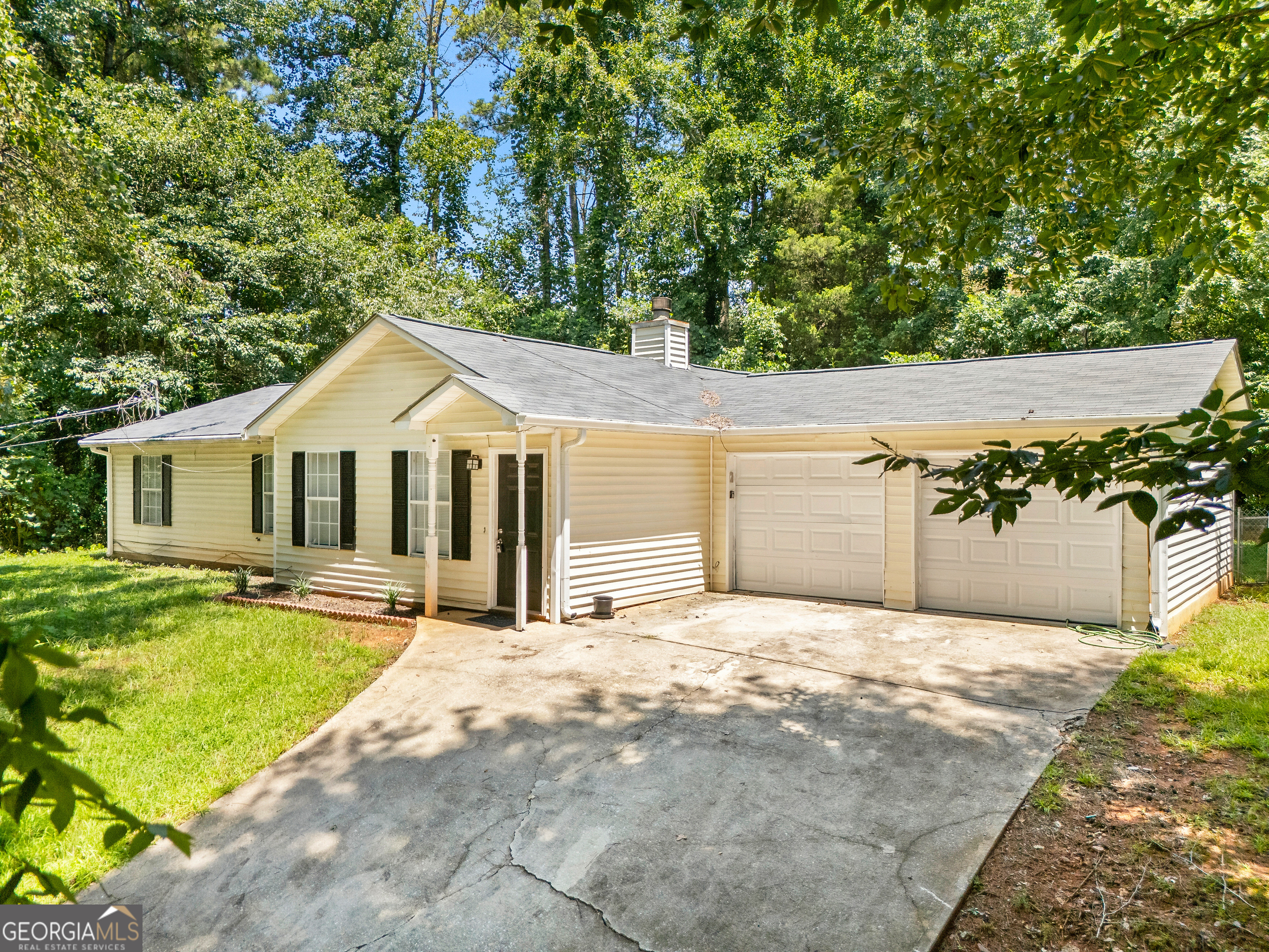 220 Splitwood Lane Property Photo 1