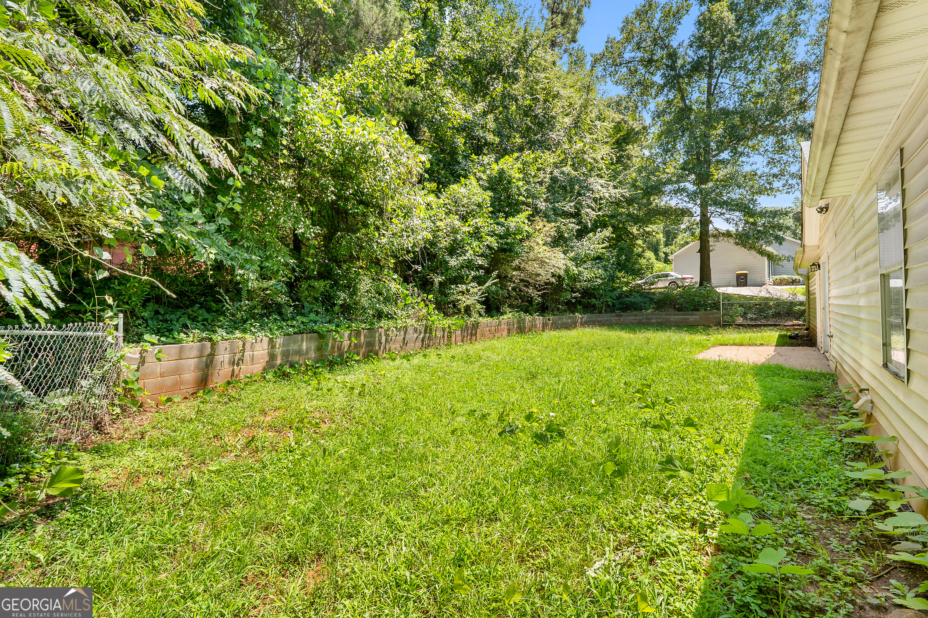 220 Splitwood Lane Property Photo 4