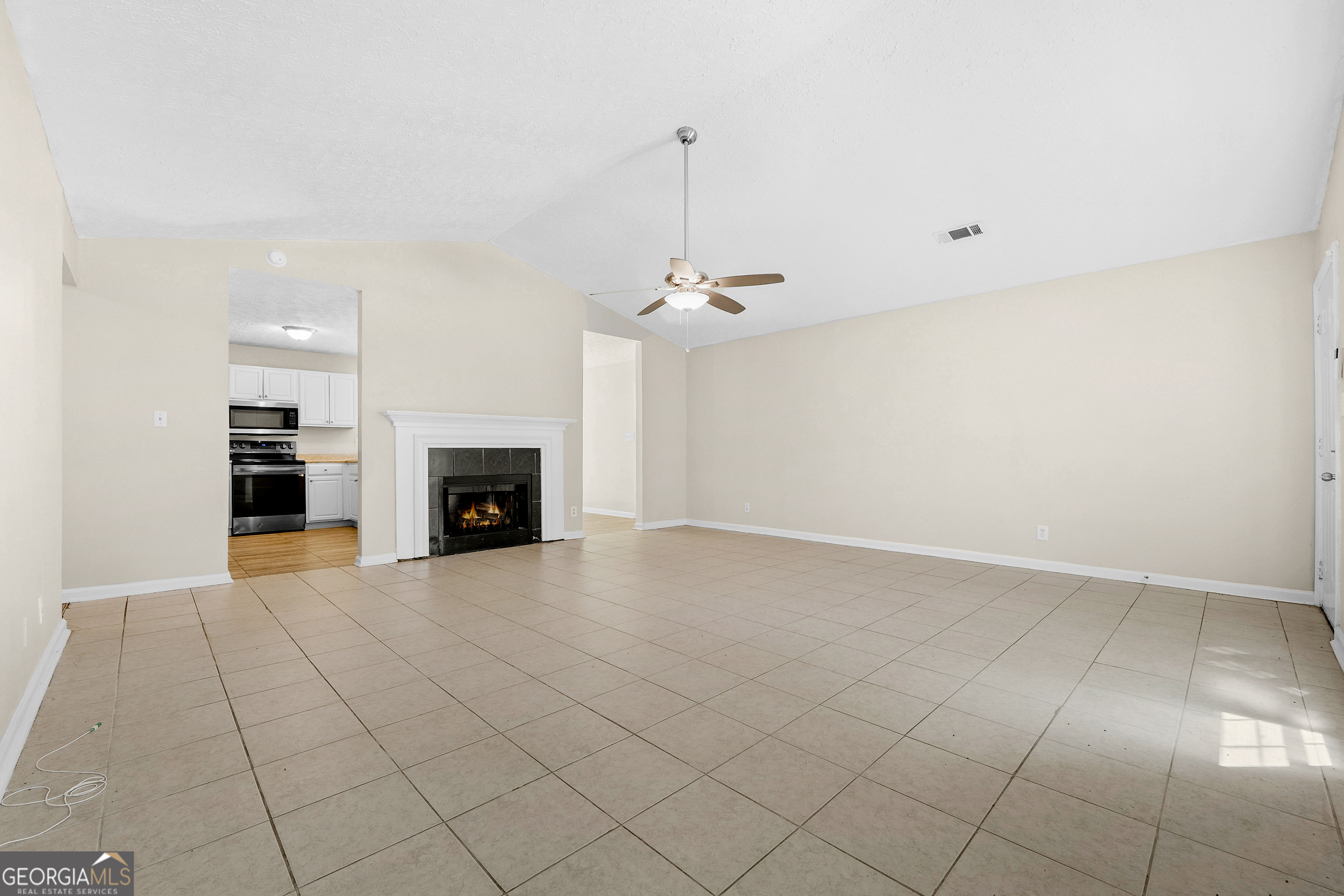 220 Splitwood Lane Property Photo 10