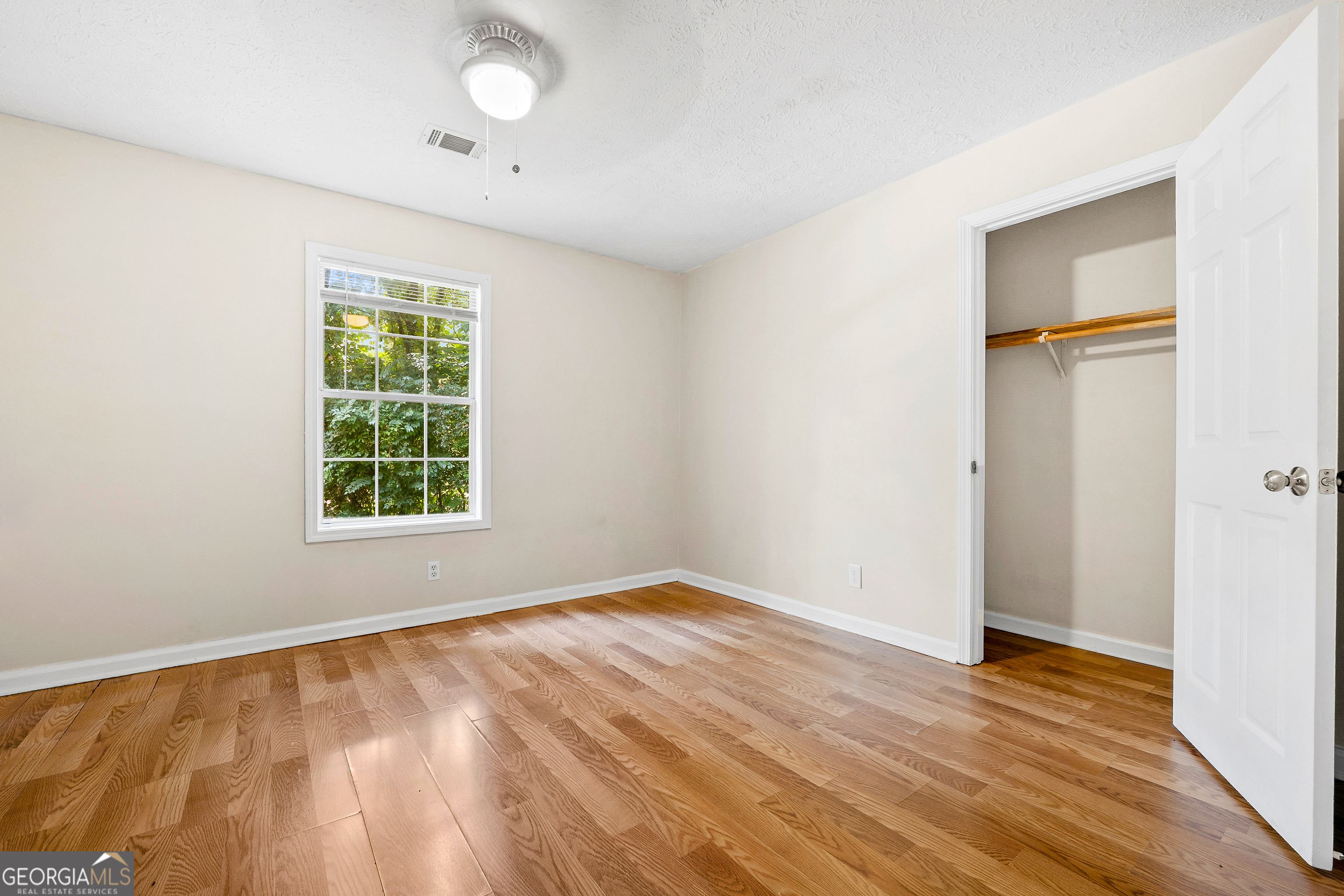 220 Splitwood Lane Property Photo 20