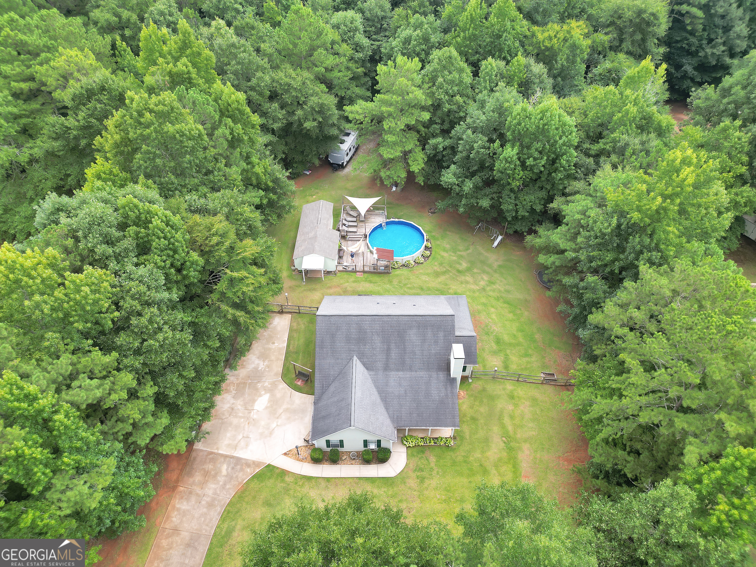 95 Five Oaks Drive Property Photo 4