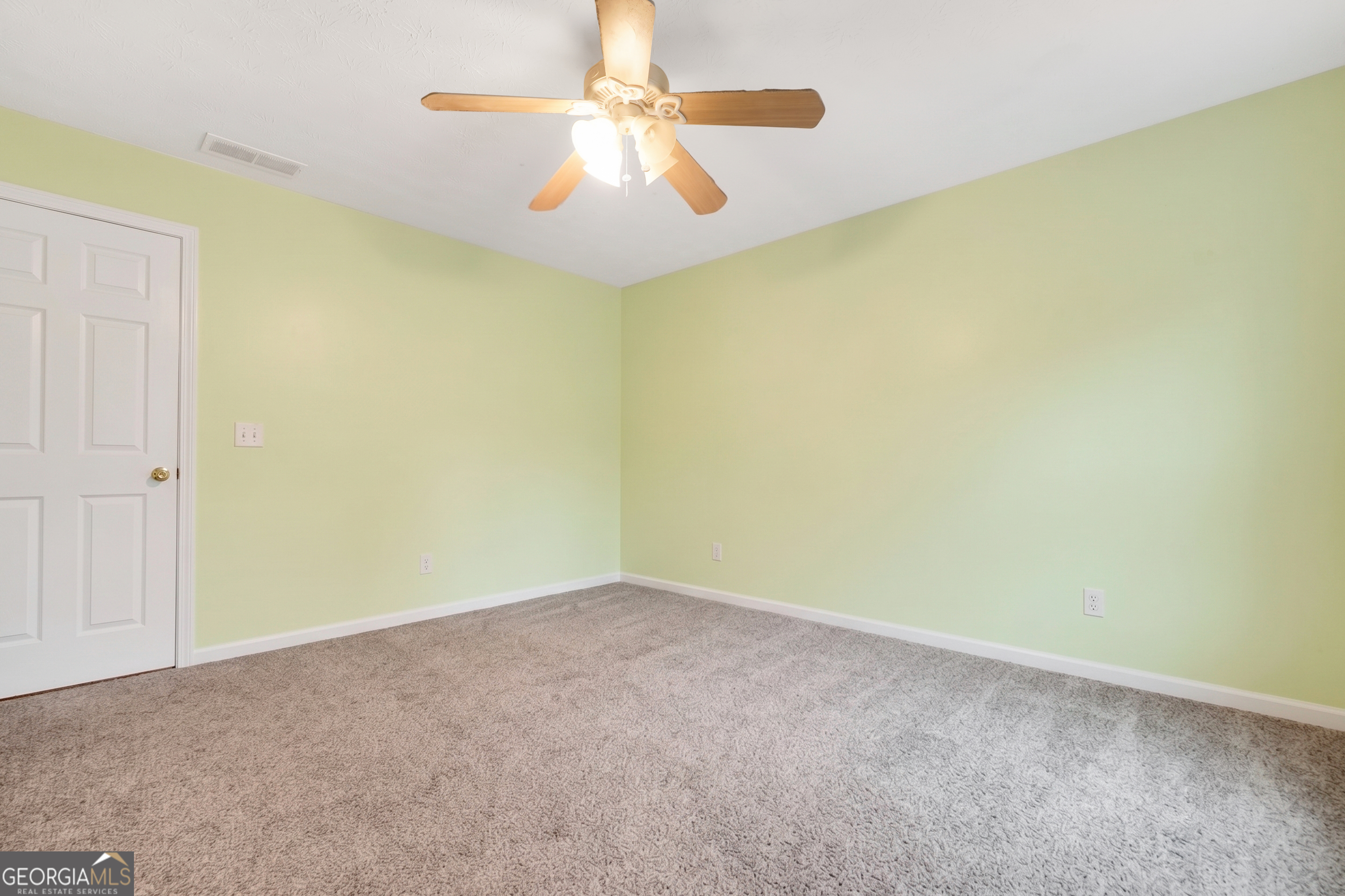 95 Five Oaks Drive Property Photo 29