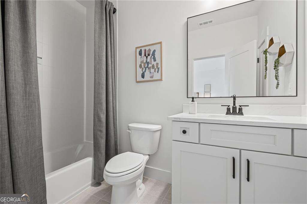 3470 Commander Cove Property Photo 26