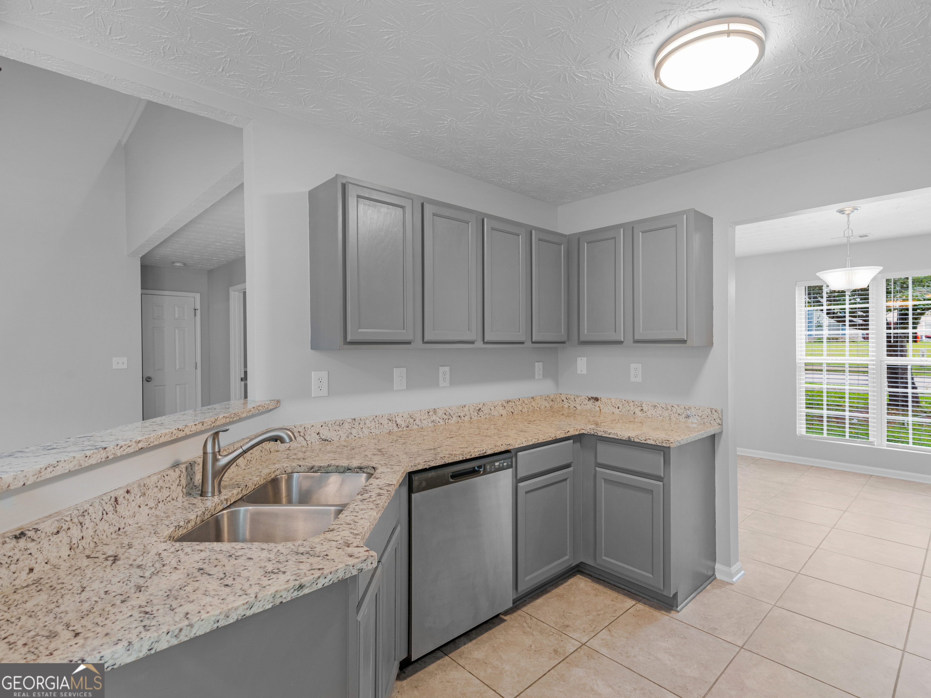 114 Madison Avenue Property Photo 10