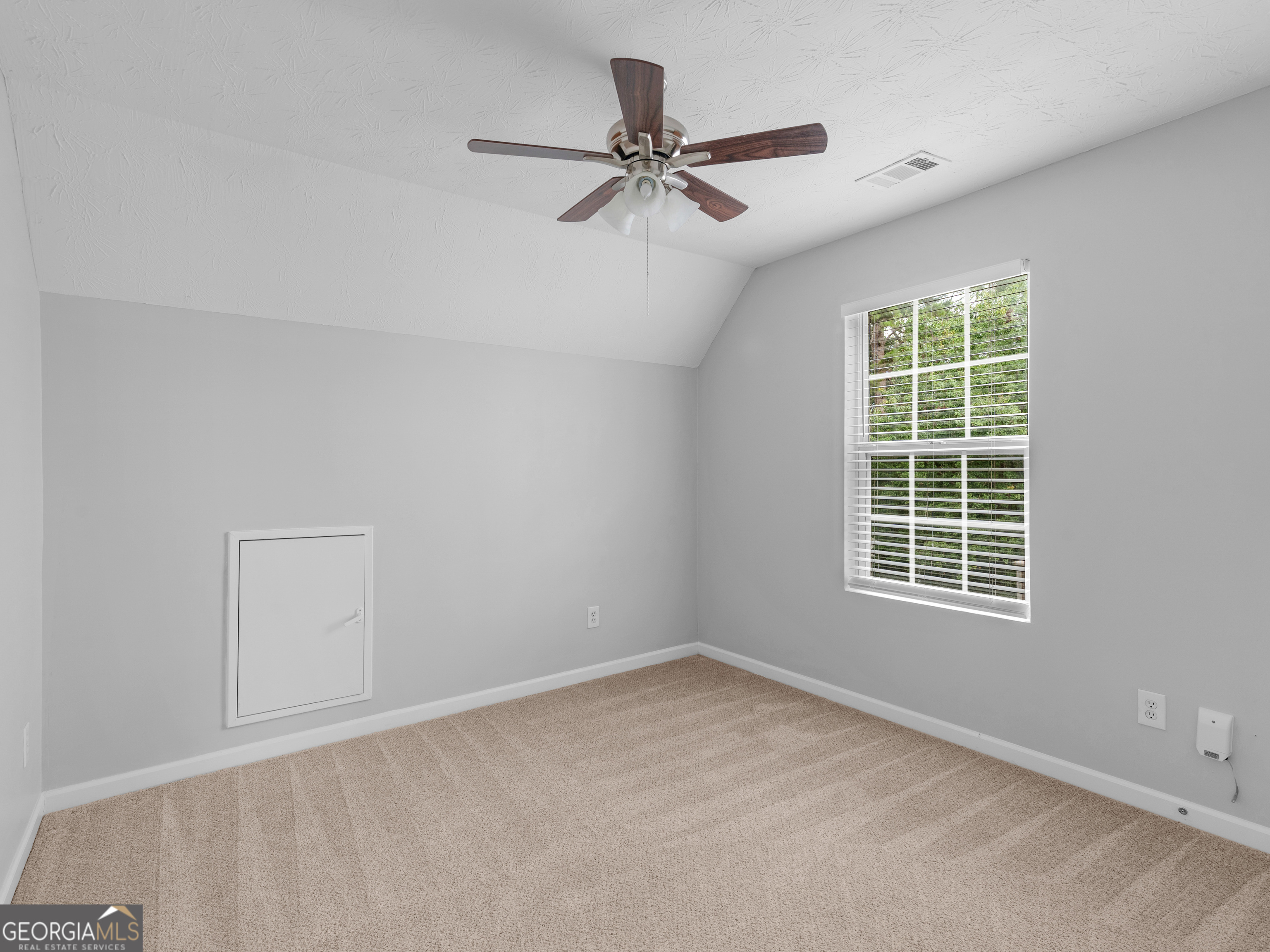 114 Madison Avenue Property Photo 45