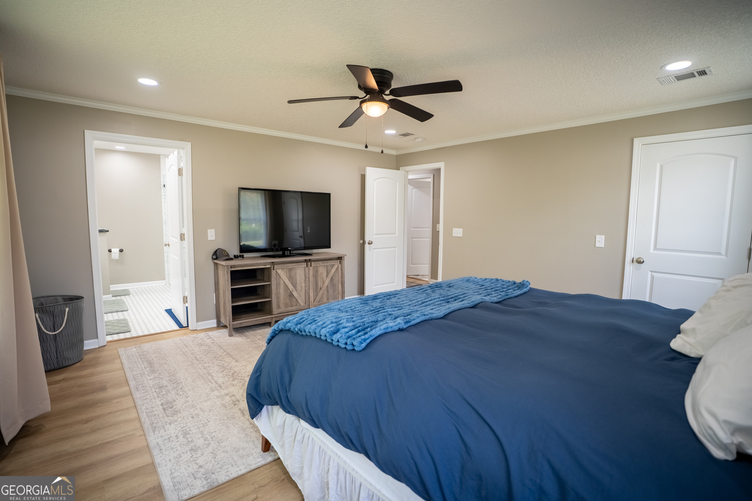 190 Plier Street Property Photo 15