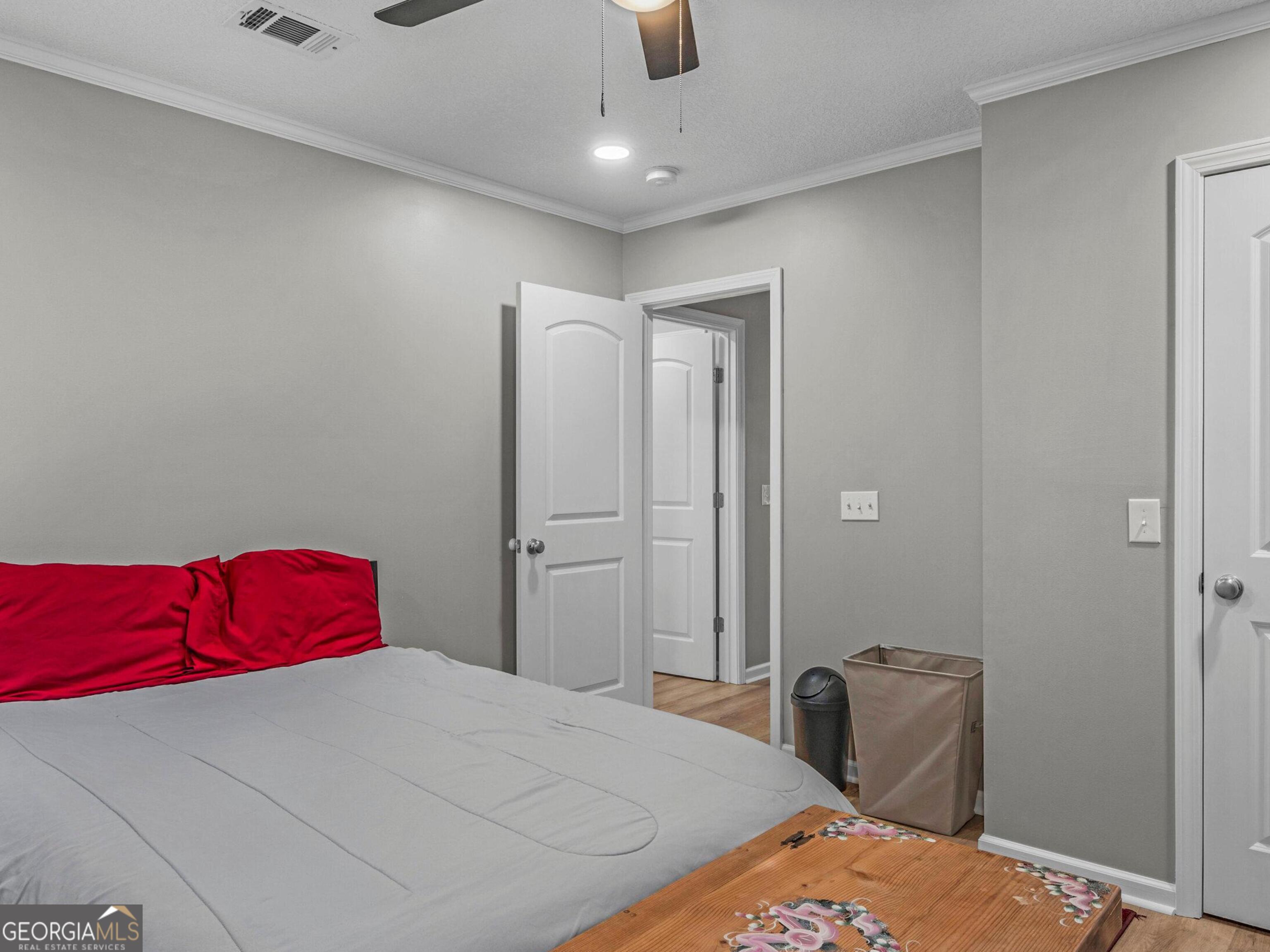 190 Plier Street Property Photo 30