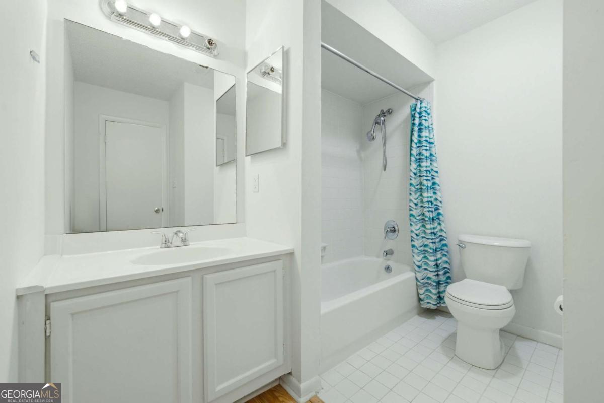 605 Serramonte Drive Property Photo 24