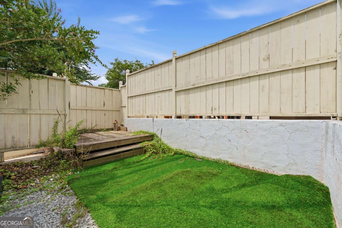 605 Serramonte Drive Property Photo 30
