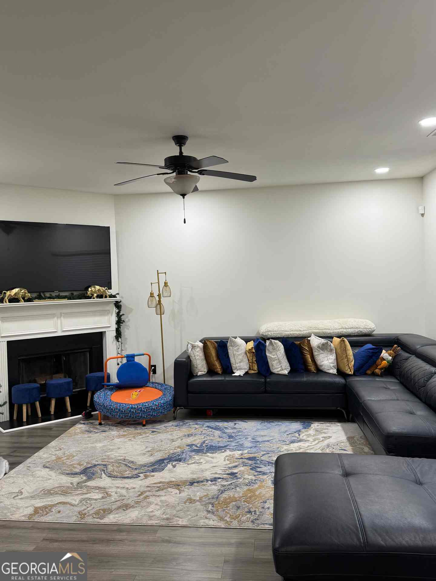 70 Kevin Court Property Photo 4