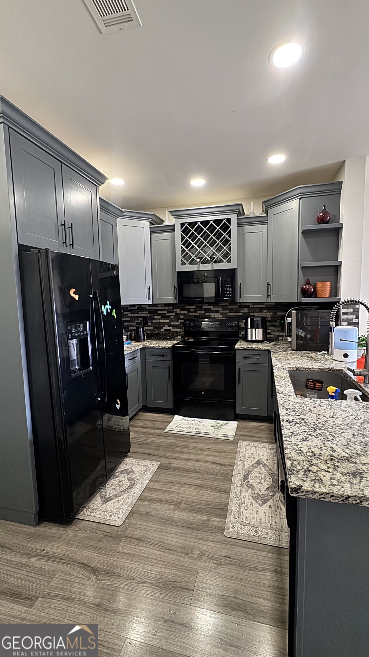 70 Kevin Court Property Photo 6