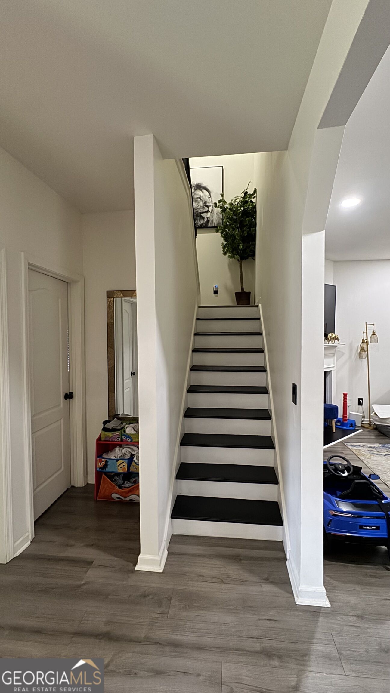 70 Kevin Court Property Photo 24