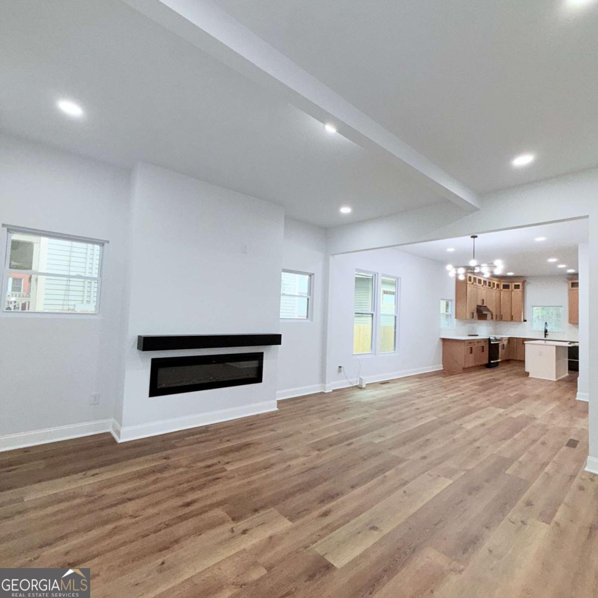 417 W Howard Avenue Property Photo 8