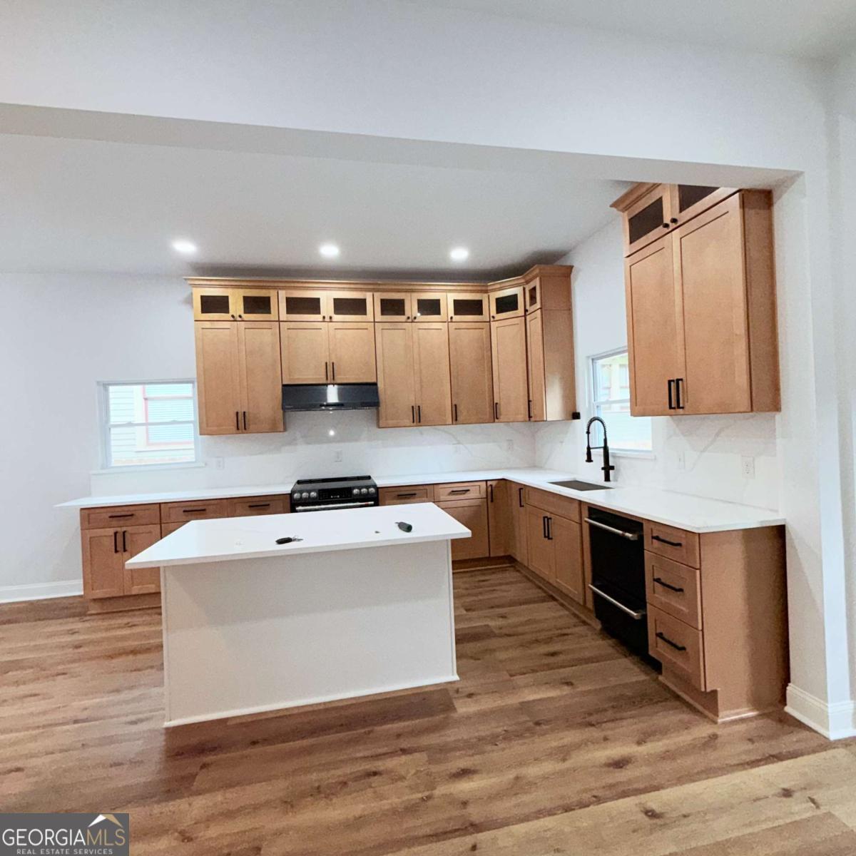 417 W Howard Avenue Property Photo 12