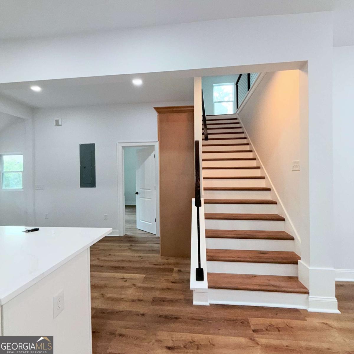 417 W Howard Avenue Property Photo 17