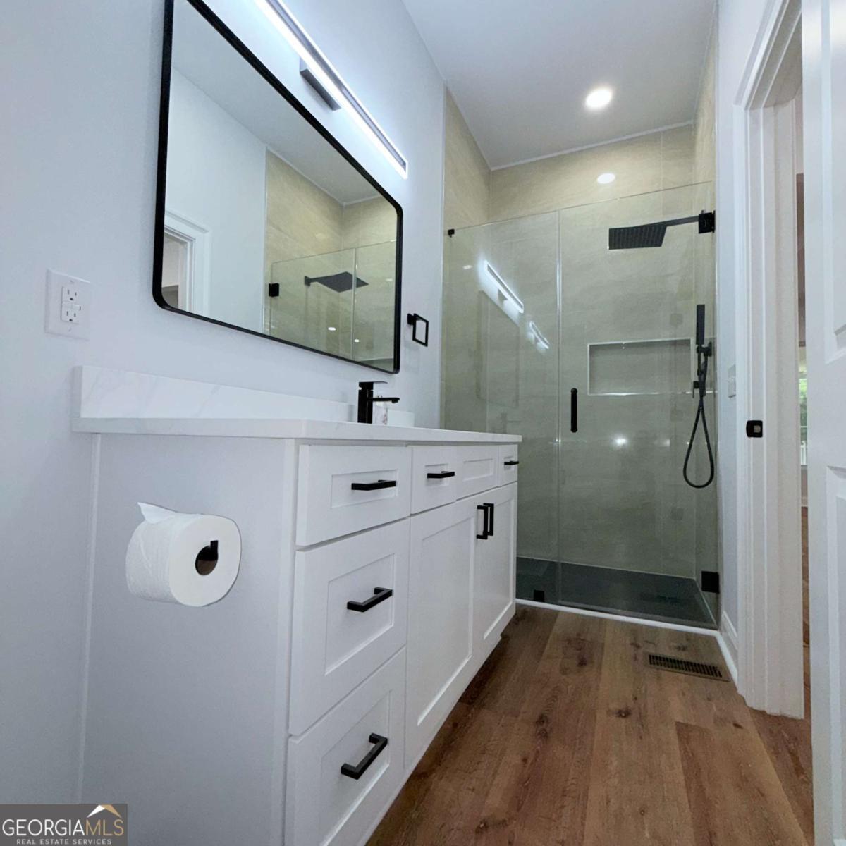 417 W Howard Avenue Property Photo 18