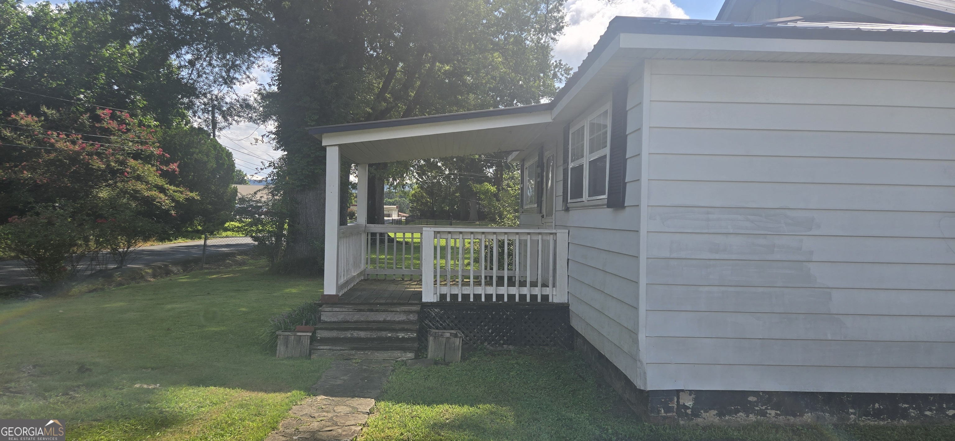 157 Harrell Street Property Photo 6